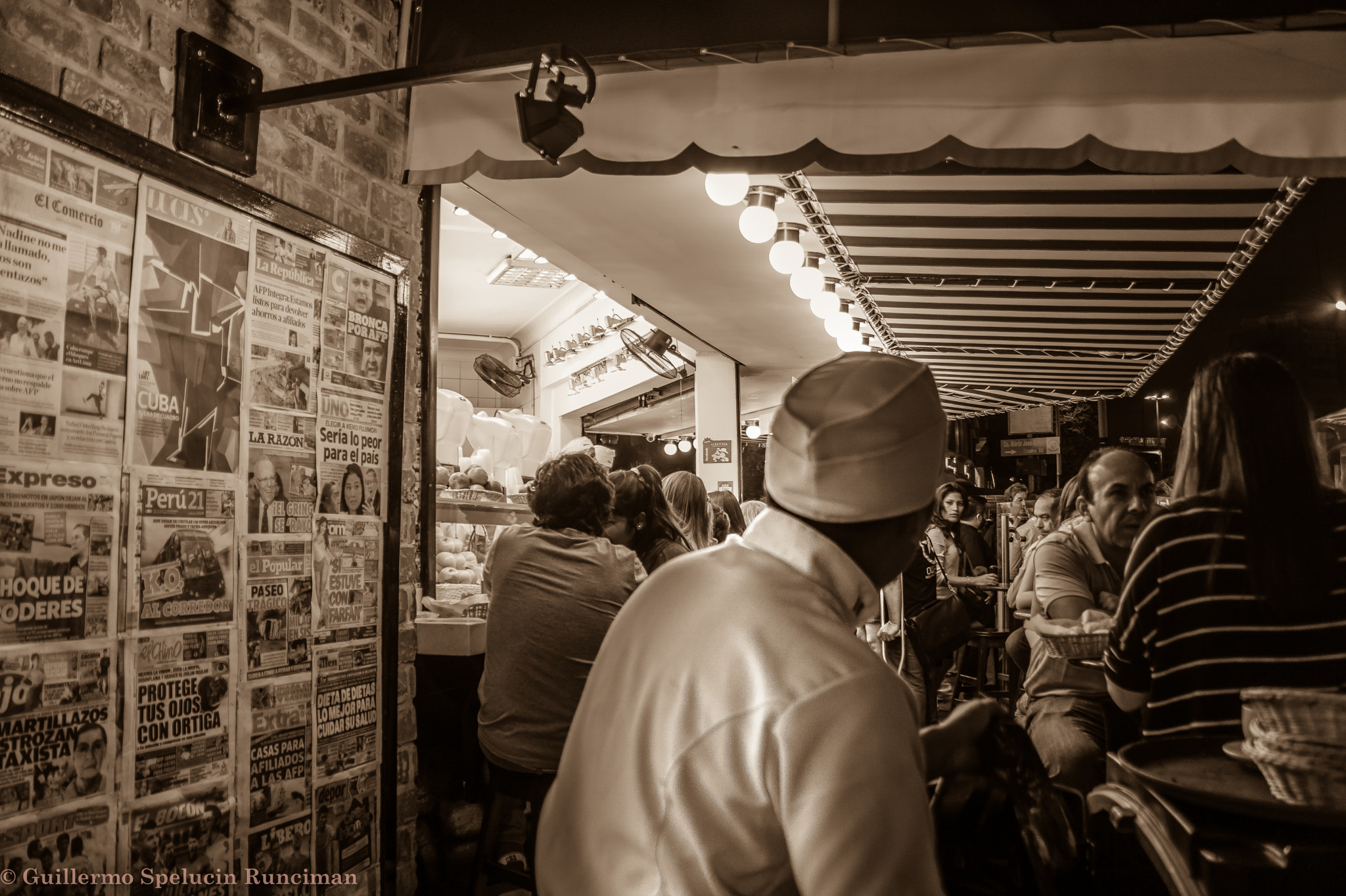 Sony DT 18-250mm F3.5-6.3 sample photo. The last food the night photography