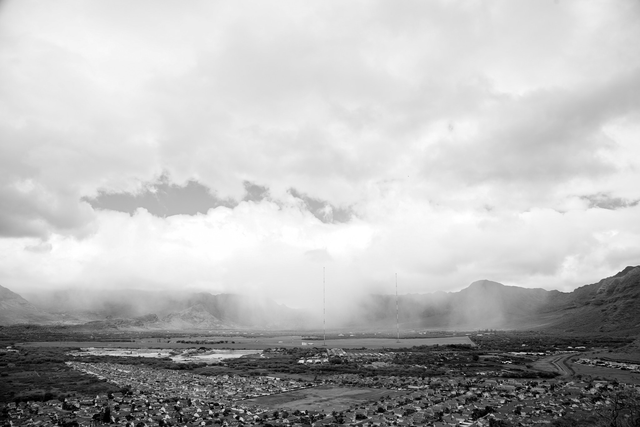 Sony a7S II + 24-105mm F4 G SSM OSS sample photo. Incoming rain photography