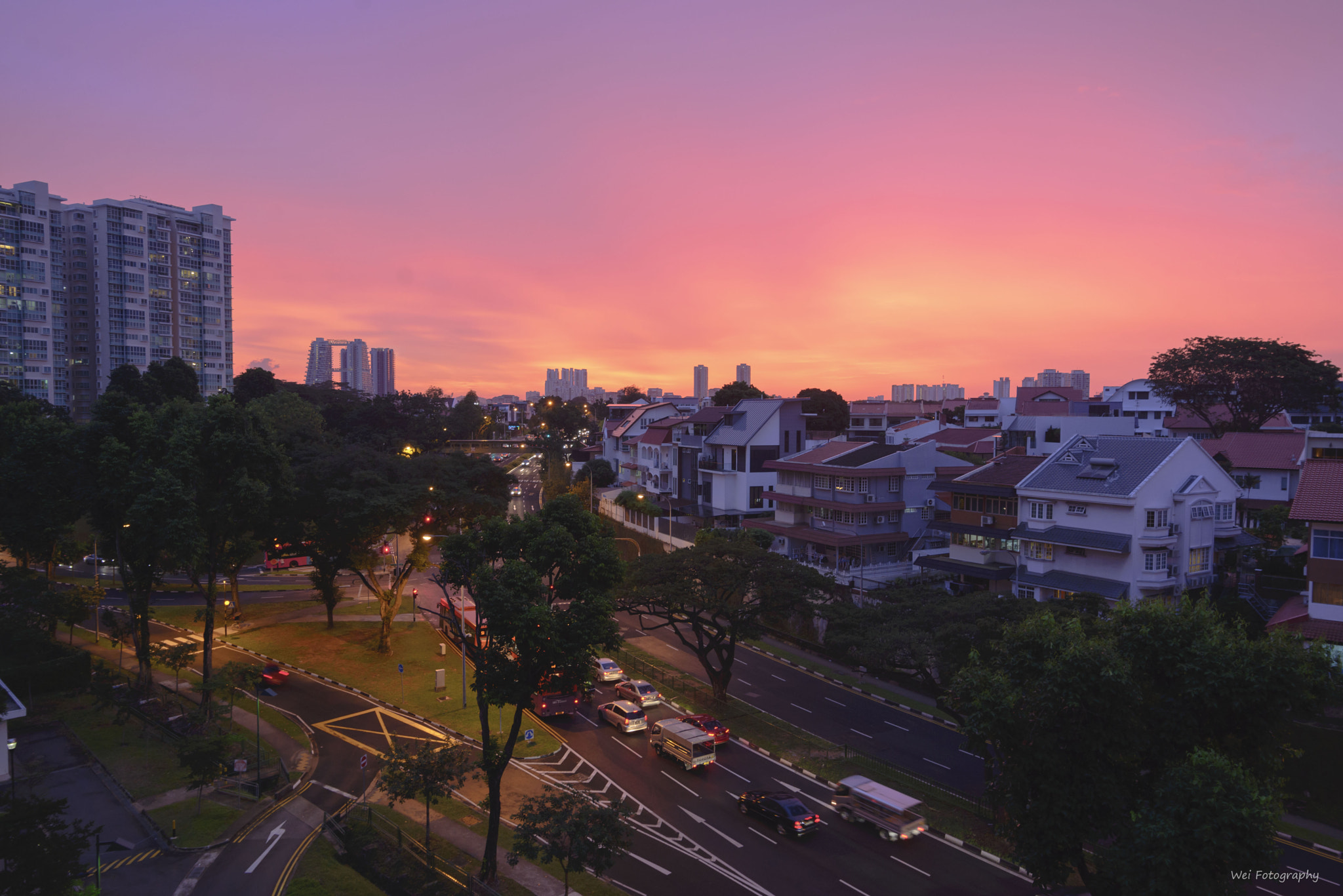 Nikon D600 + Tokina AT-X 17-35mm F4 Pro FX sample photo. Purple light photography