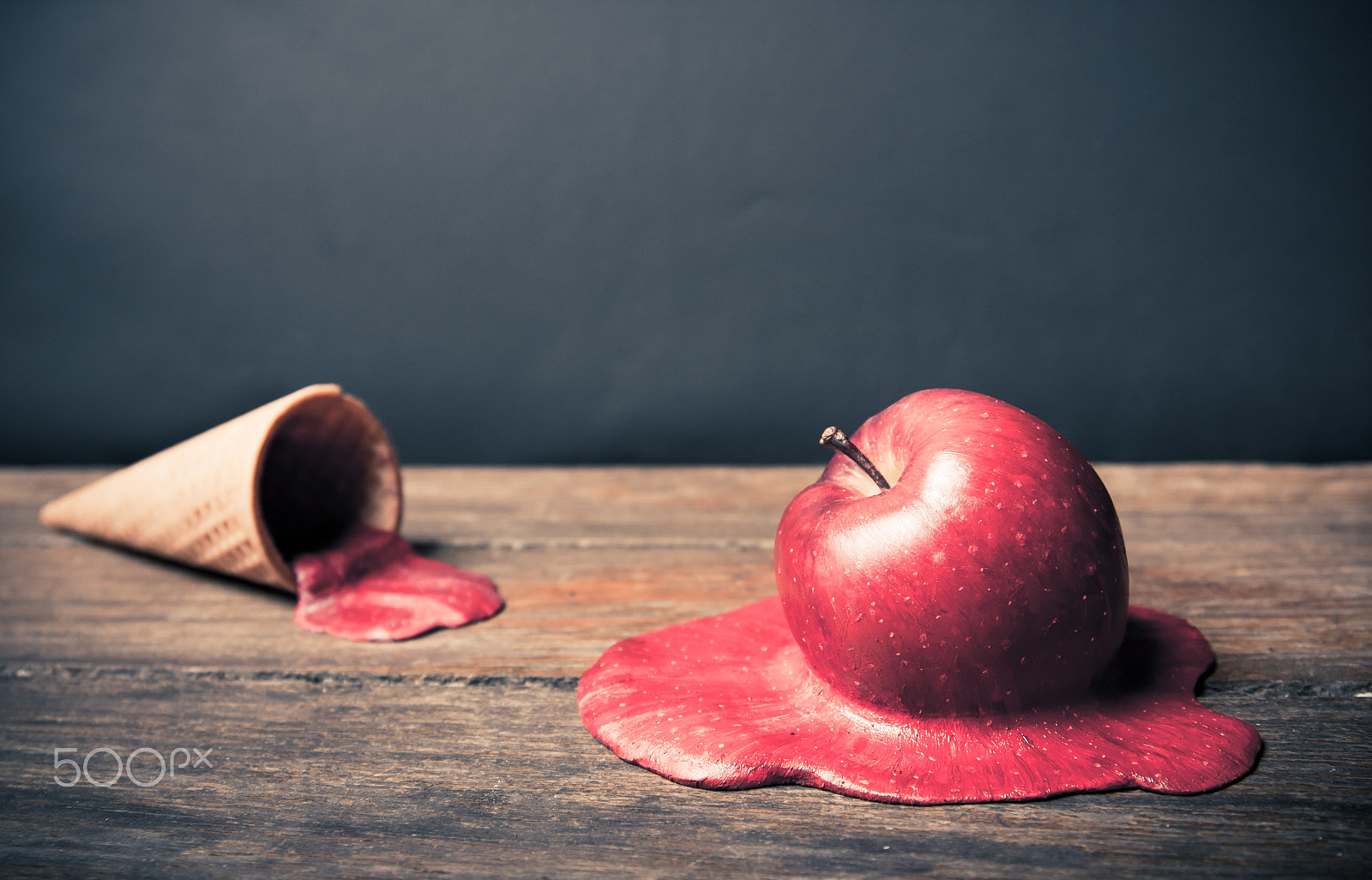 Sigma 17-35mm f/2.8-4 EX DG Aspherical HSM sample photo. Apple ice cream photography