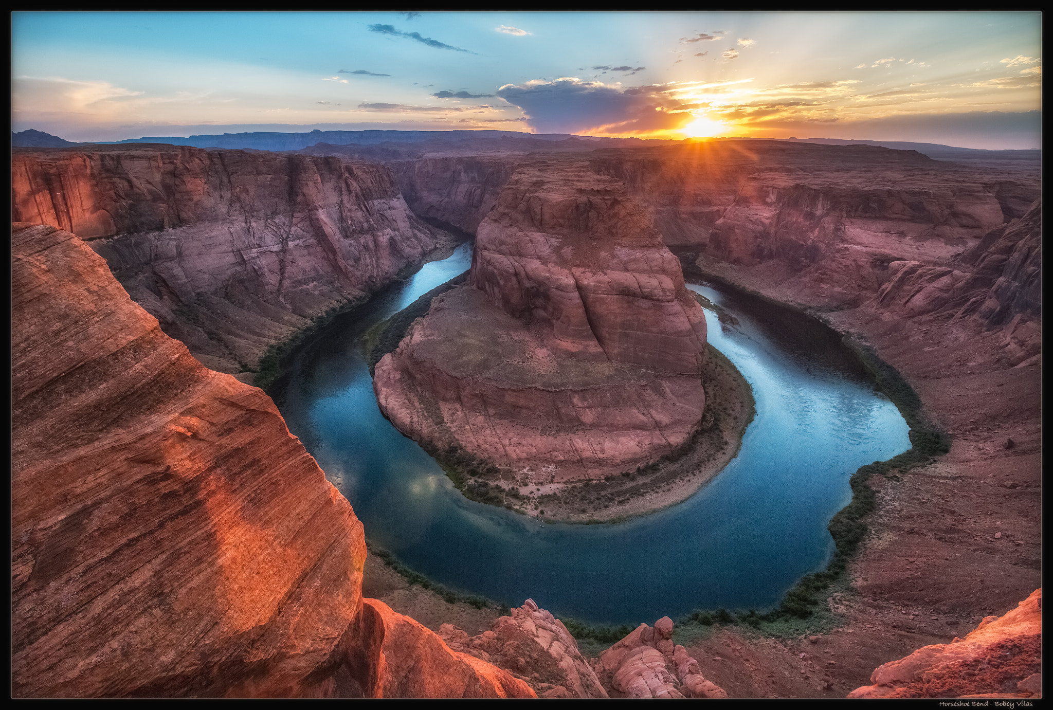 Canon EOS M + Canon EF-S 10-18mm F4.5–5.6 IS STM sample photo. Horseshoe bend sunset photography
