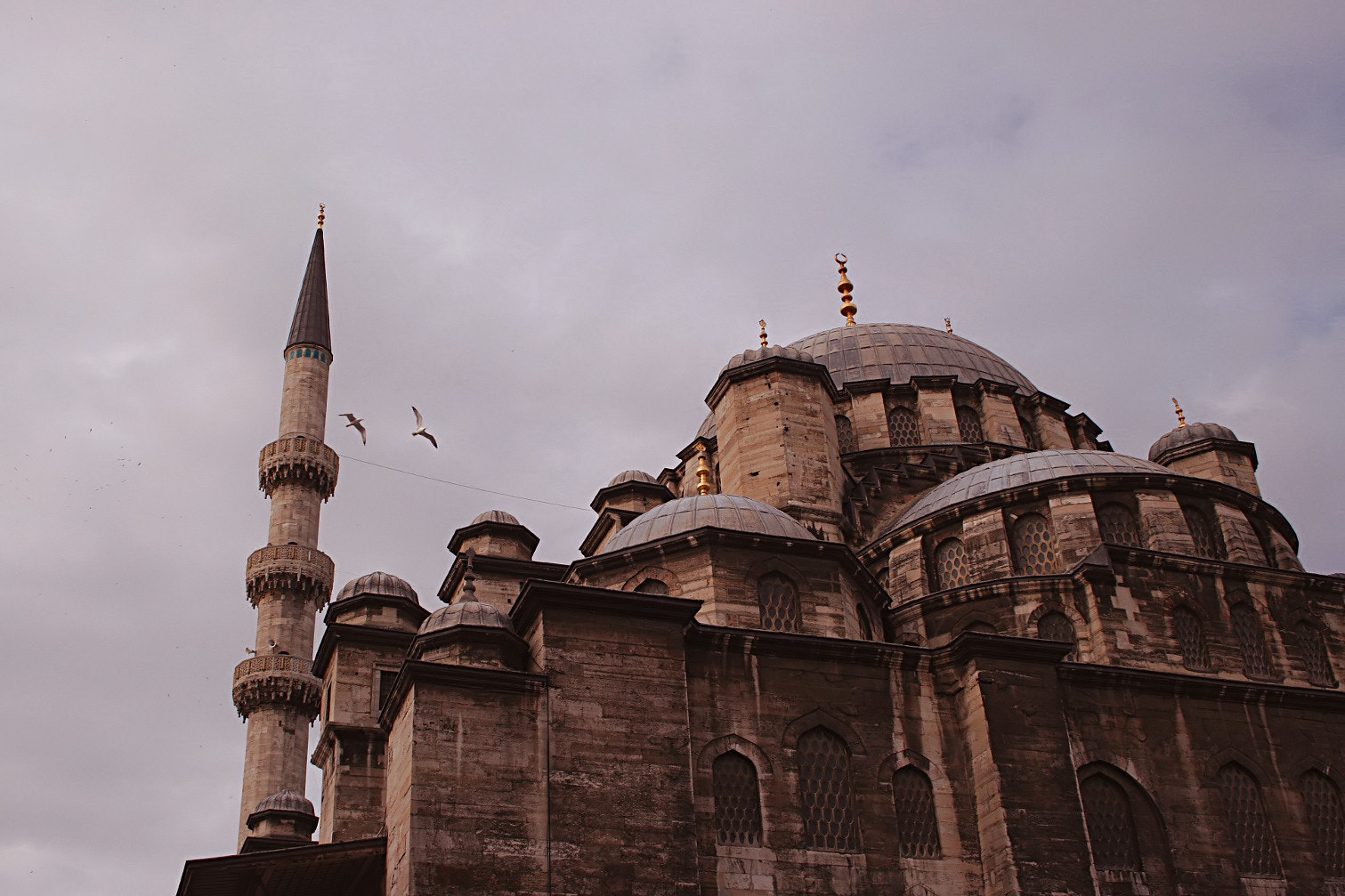Canon EF-S 18-55mm F3.5-5.6 sample photo. Yeni cami_2 photography