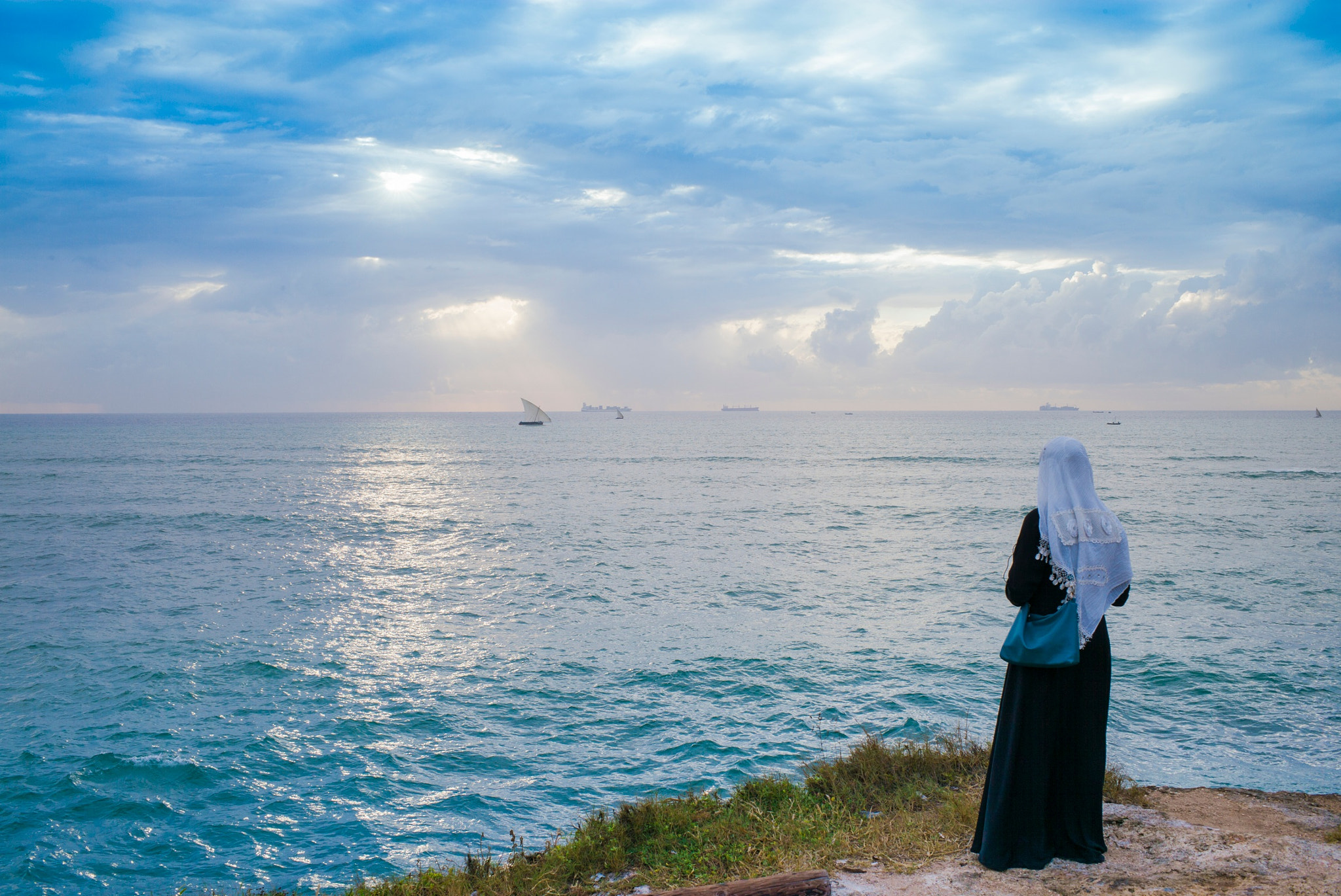 Leica Summarit-M 35mm F2.4 ASPH sample photo. Sea cliff photography