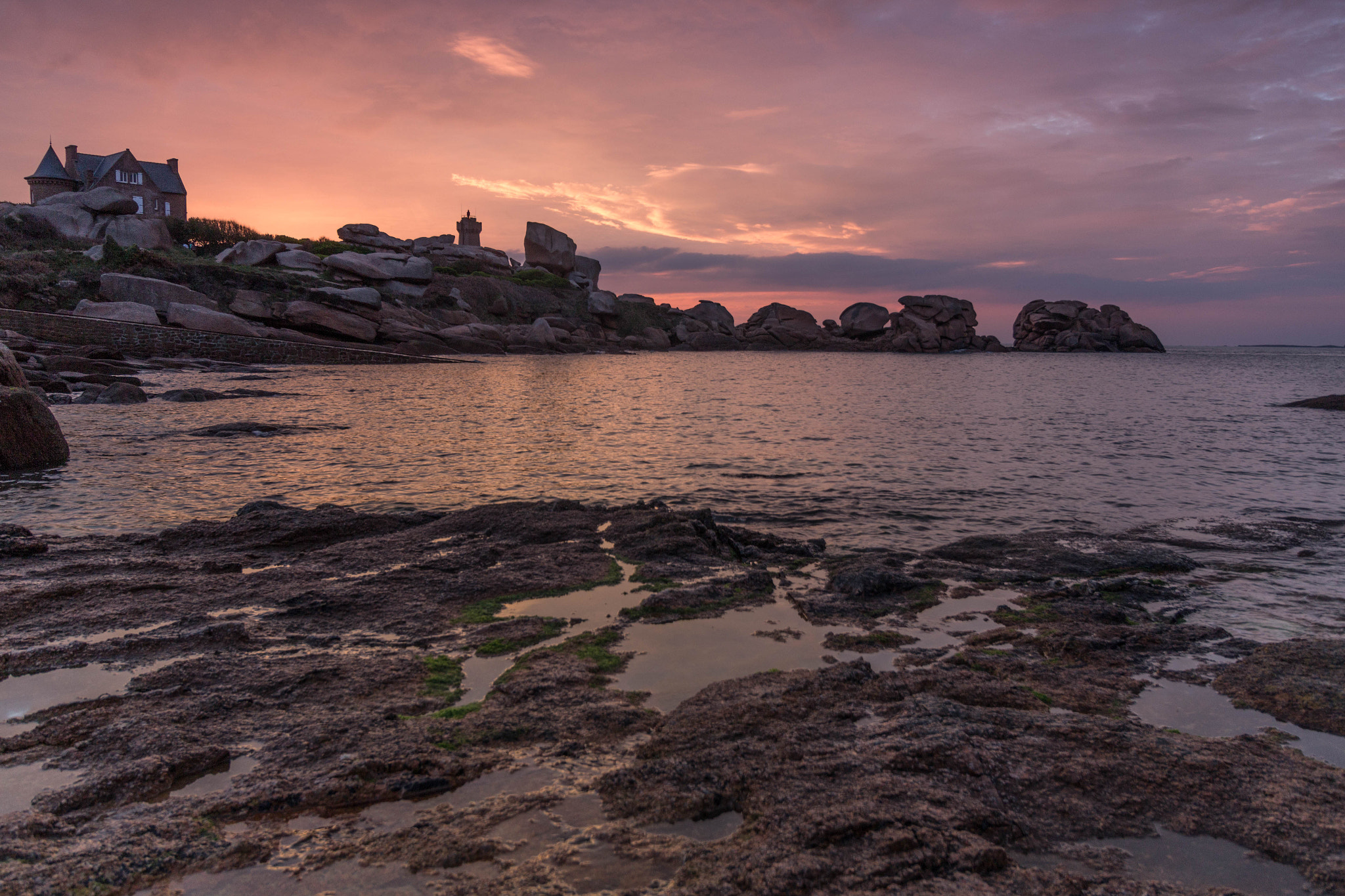 Canon EF-S 10-18mm F4.5–5.6 IS STM sample photo. Couché de soleil sur pors rolland photography