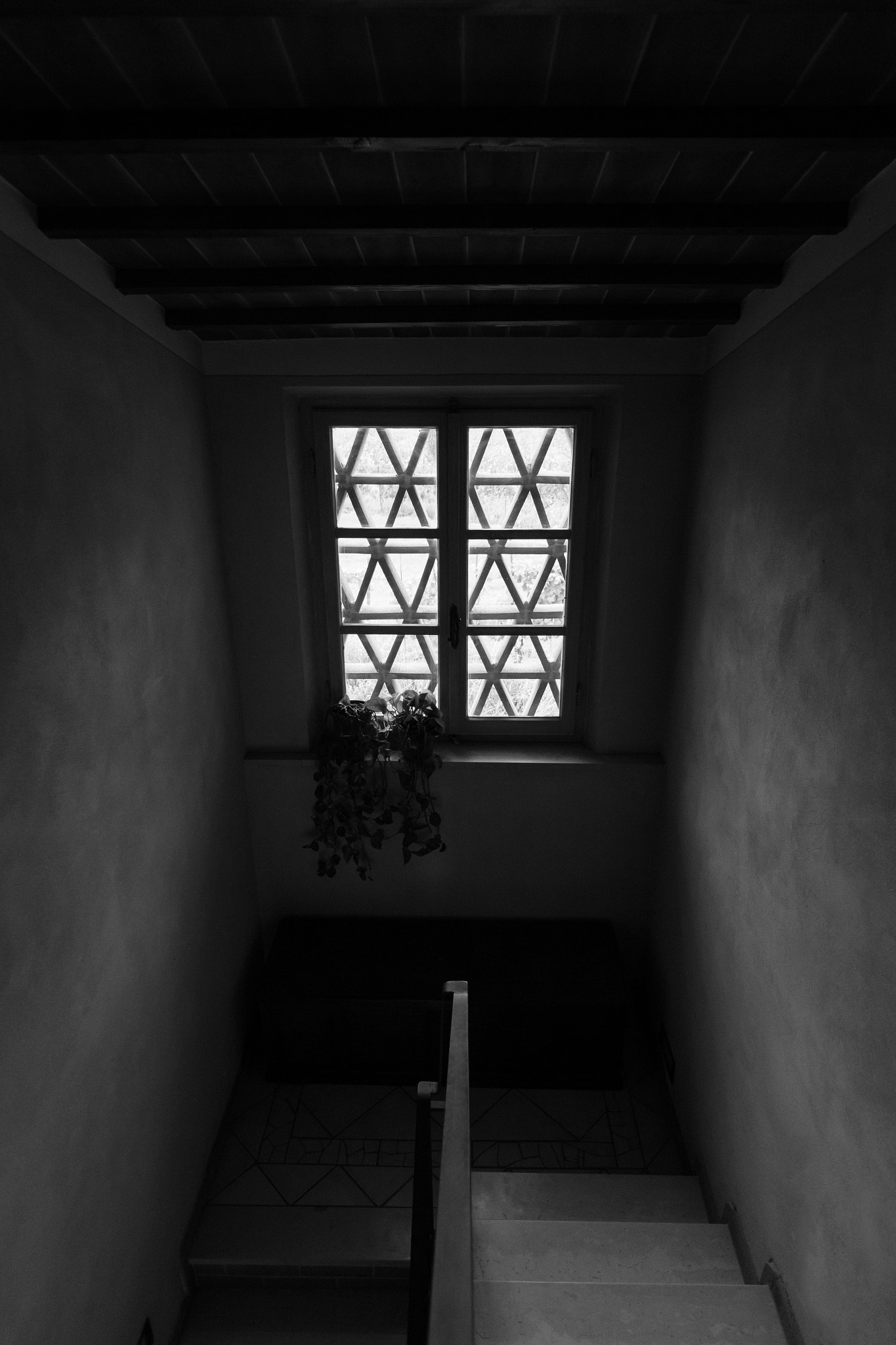Canon EOS 750D (EOS Rebel T6i / EOS Kiss X8i) sample photo. Soft stairway photography