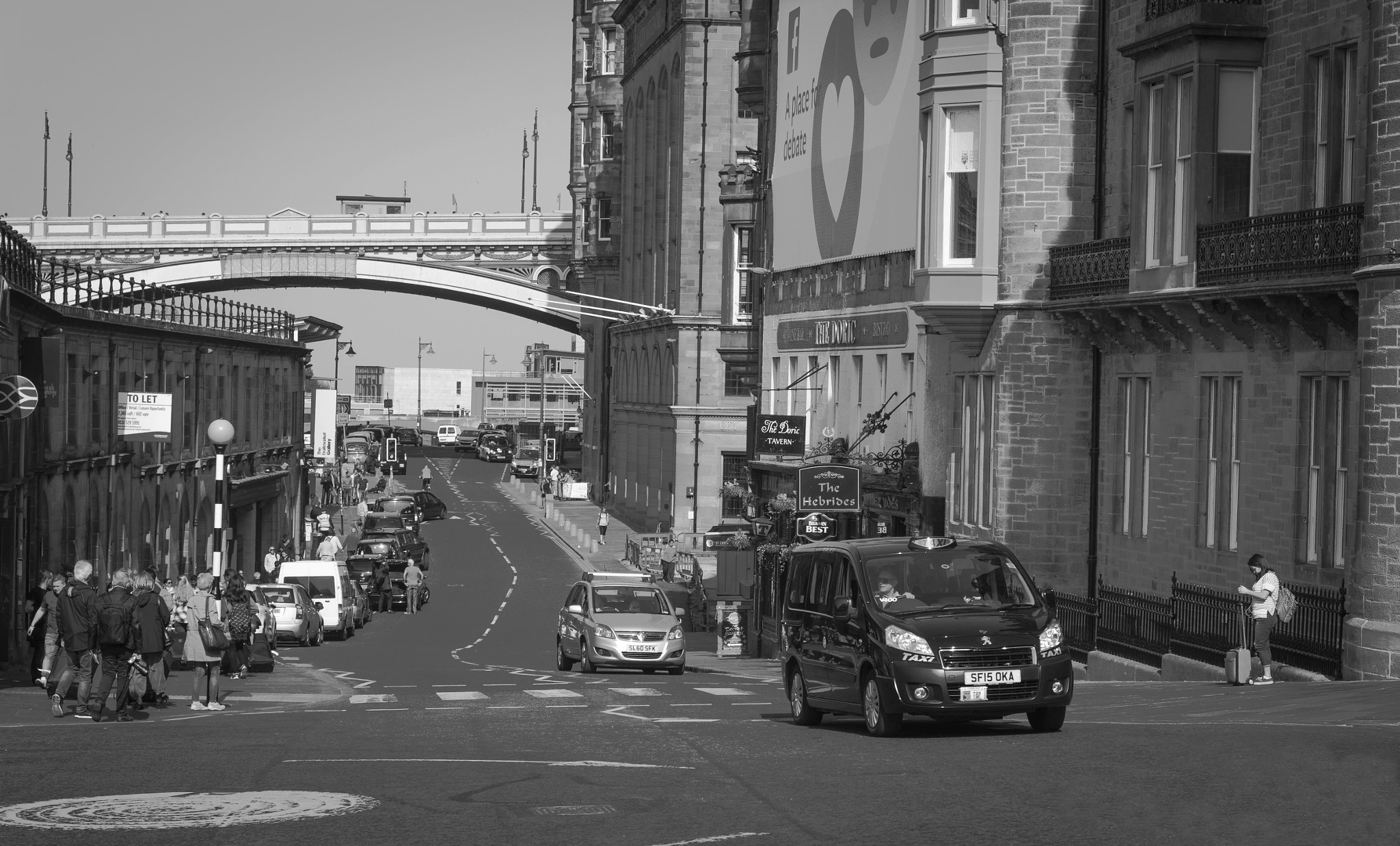 Pentax K-30 sample photo. Marketless street in edinburgh photography