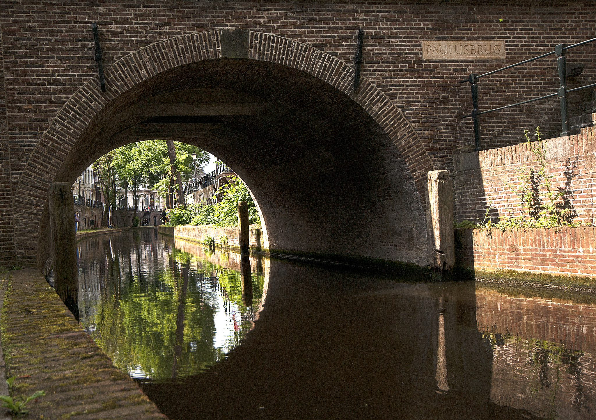Sigma AF 10-20mm F4-5.6 EX DC sample photo. Tunnel vision photography
