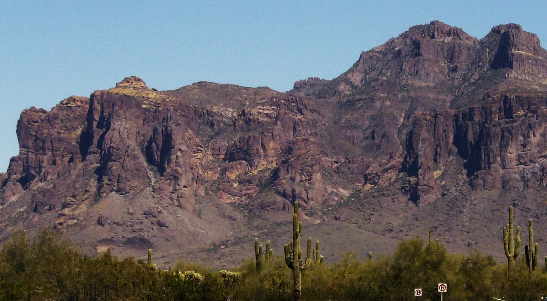 HP Photosmart M627 sample photo. Superstition mountain,  apache junction,  az photography