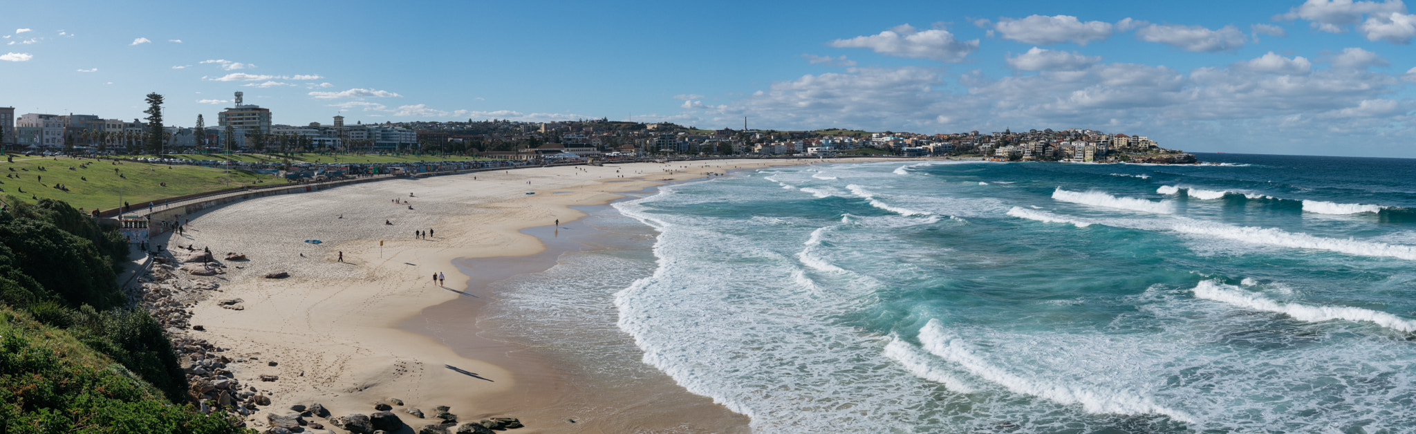 Sony a7R II + Sigma 50mm F1.4 EX DG HSM sample photo. Panorama bondi beach, sydney photography