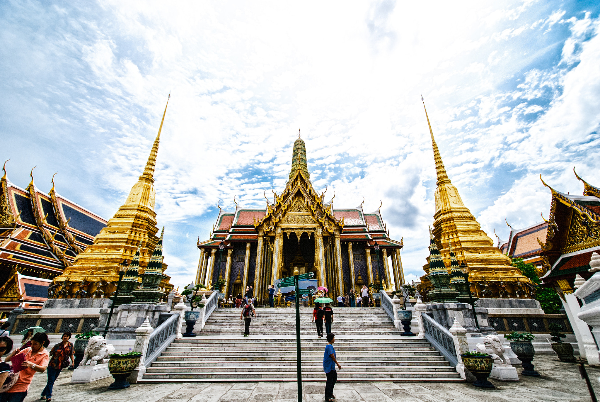Nikon D80 sample photo. Bangkok temple photography