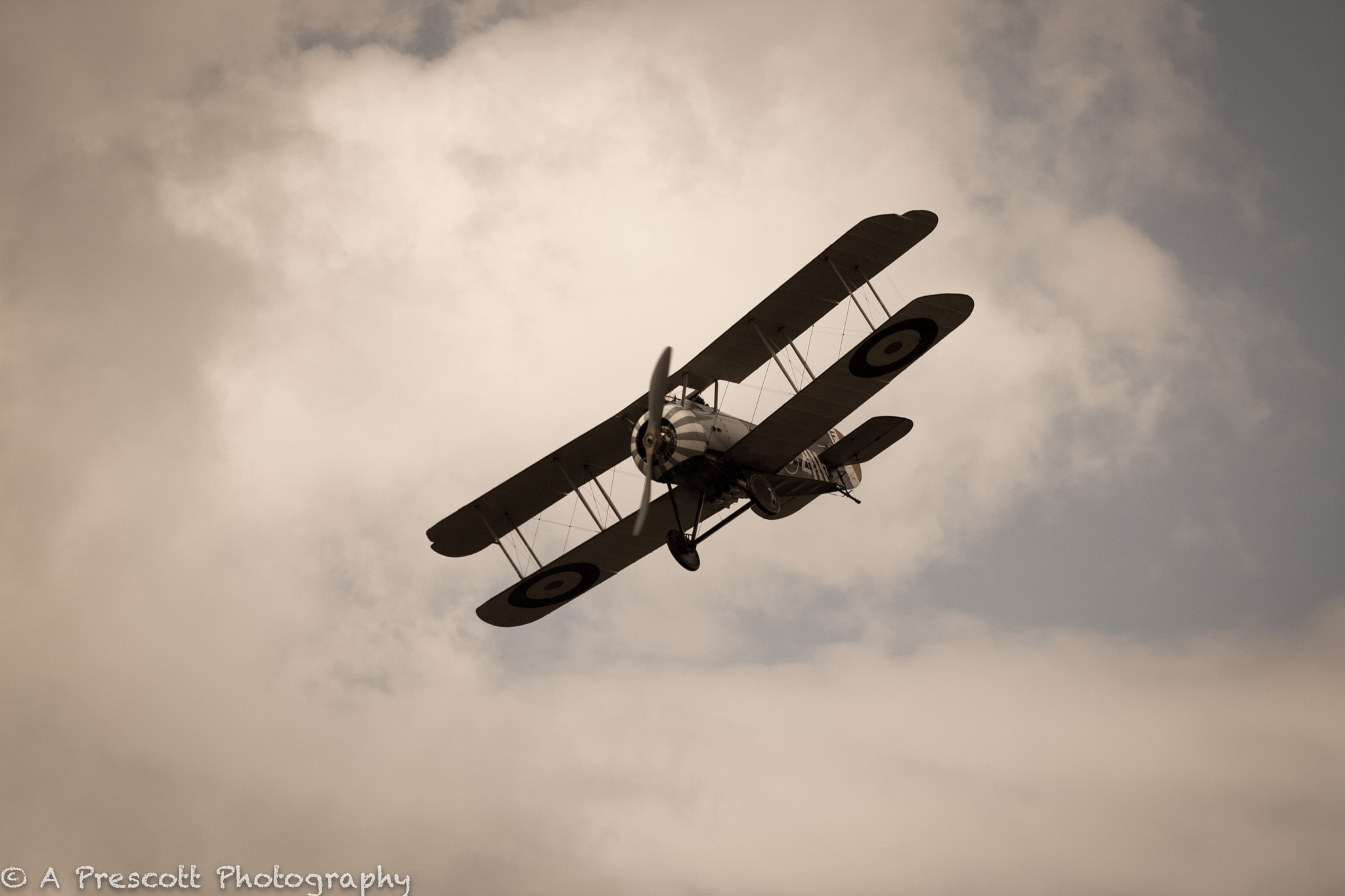 Canon EOS 30D + Canon EF 70-200mm F4L USM sample photo. Royal air force vintage plane photography
