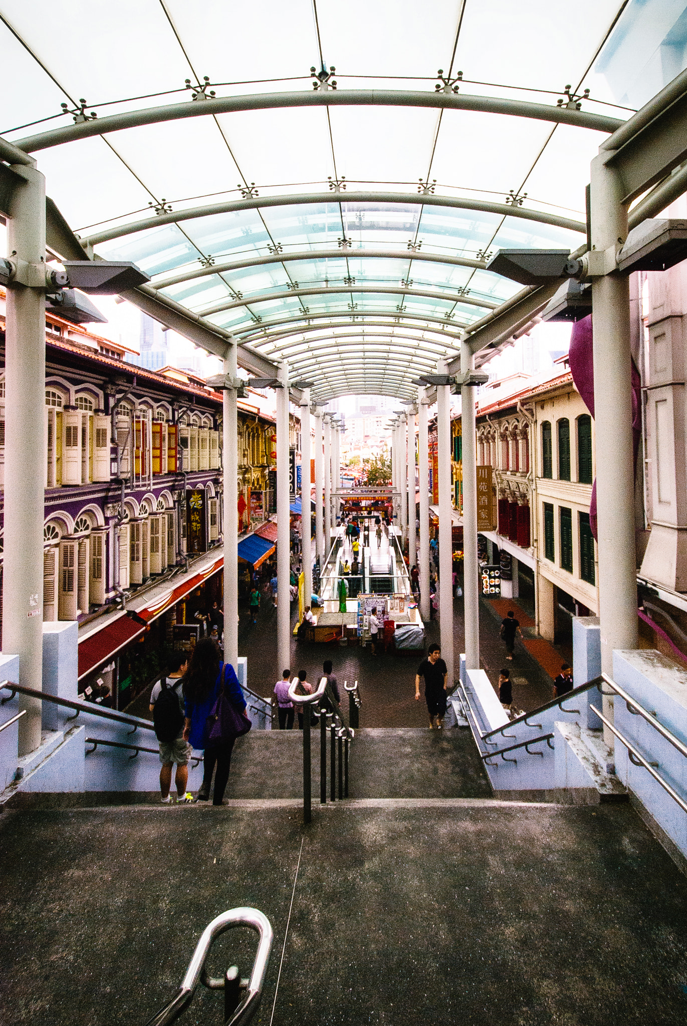 Nikon D80 sample photo. Chinatown mrt platform photography