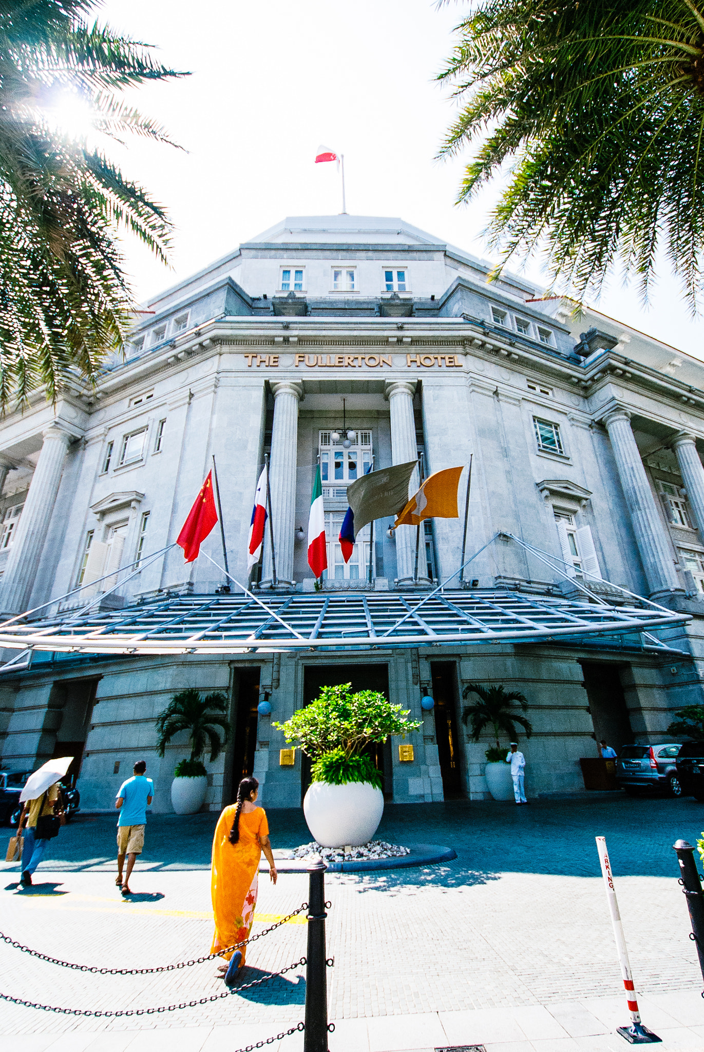 Nikon D80 sample photo. Fullerton hotel, singapore photography