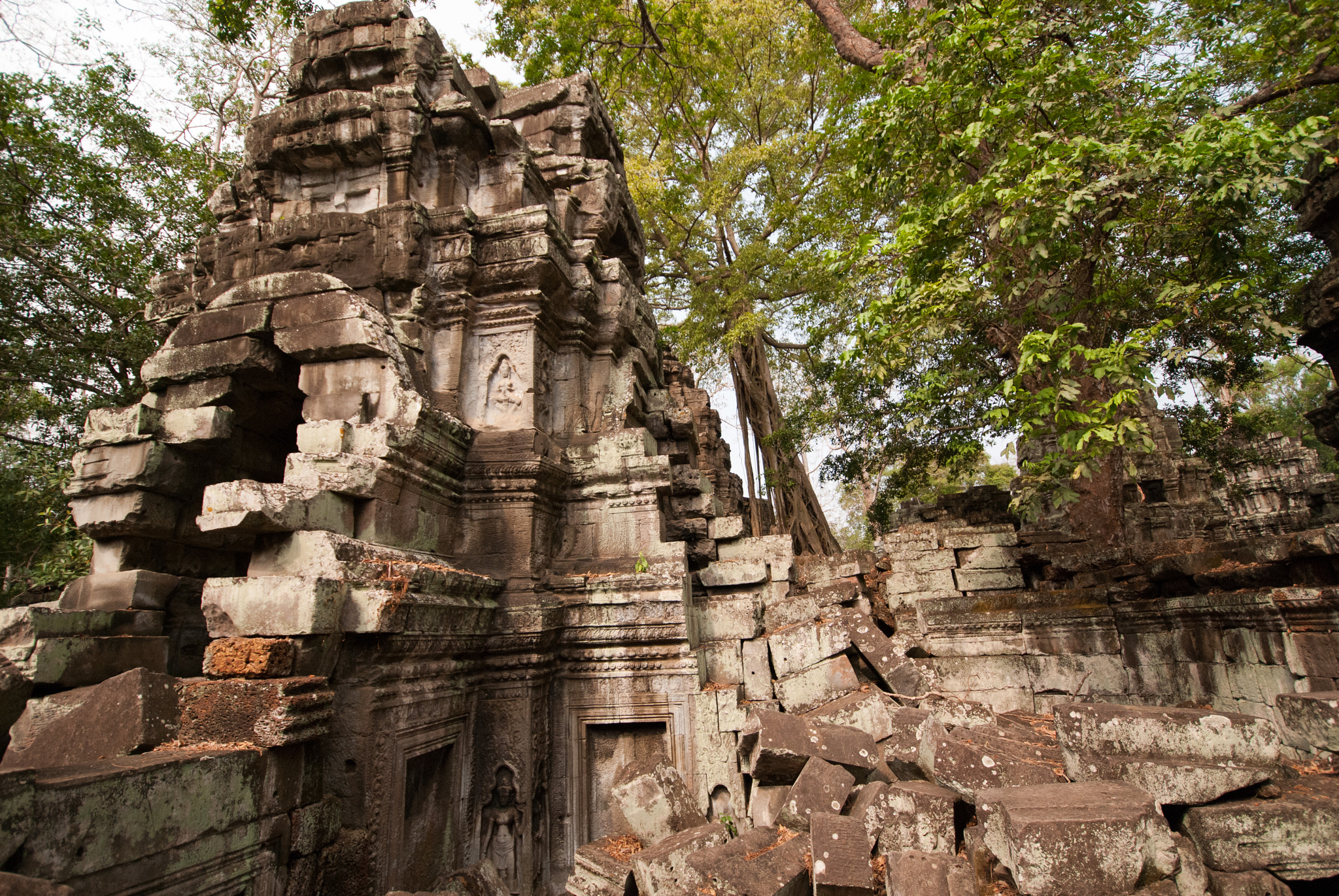 Nikon D80 sample photo. Angkor wat complex photography
