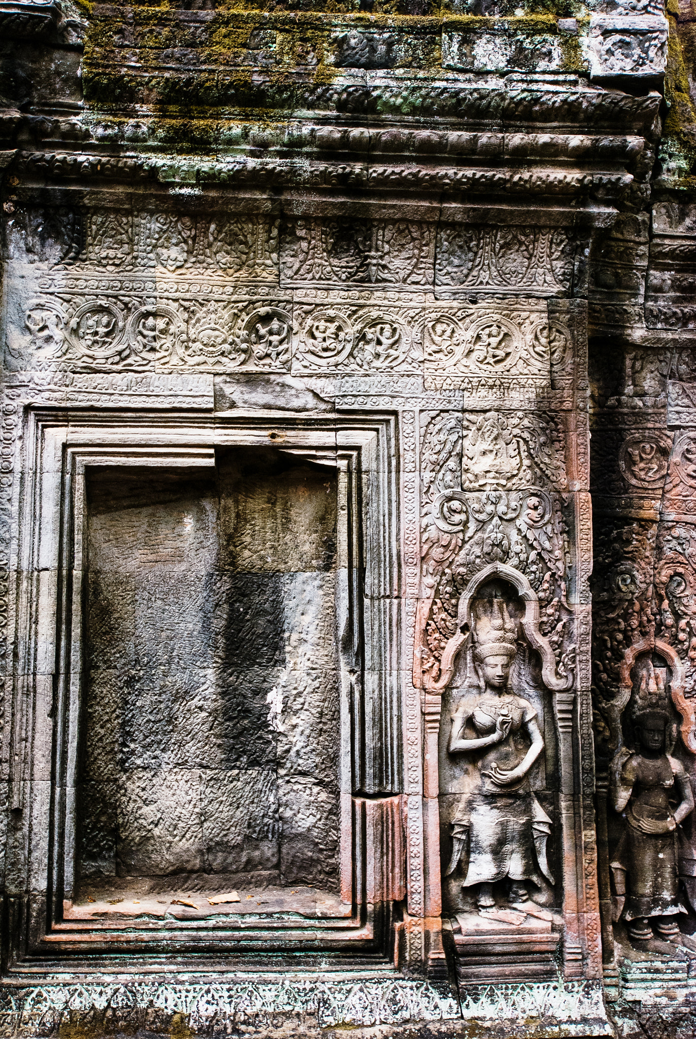 Nikon D80 sample photo. Angkor wat complex photography