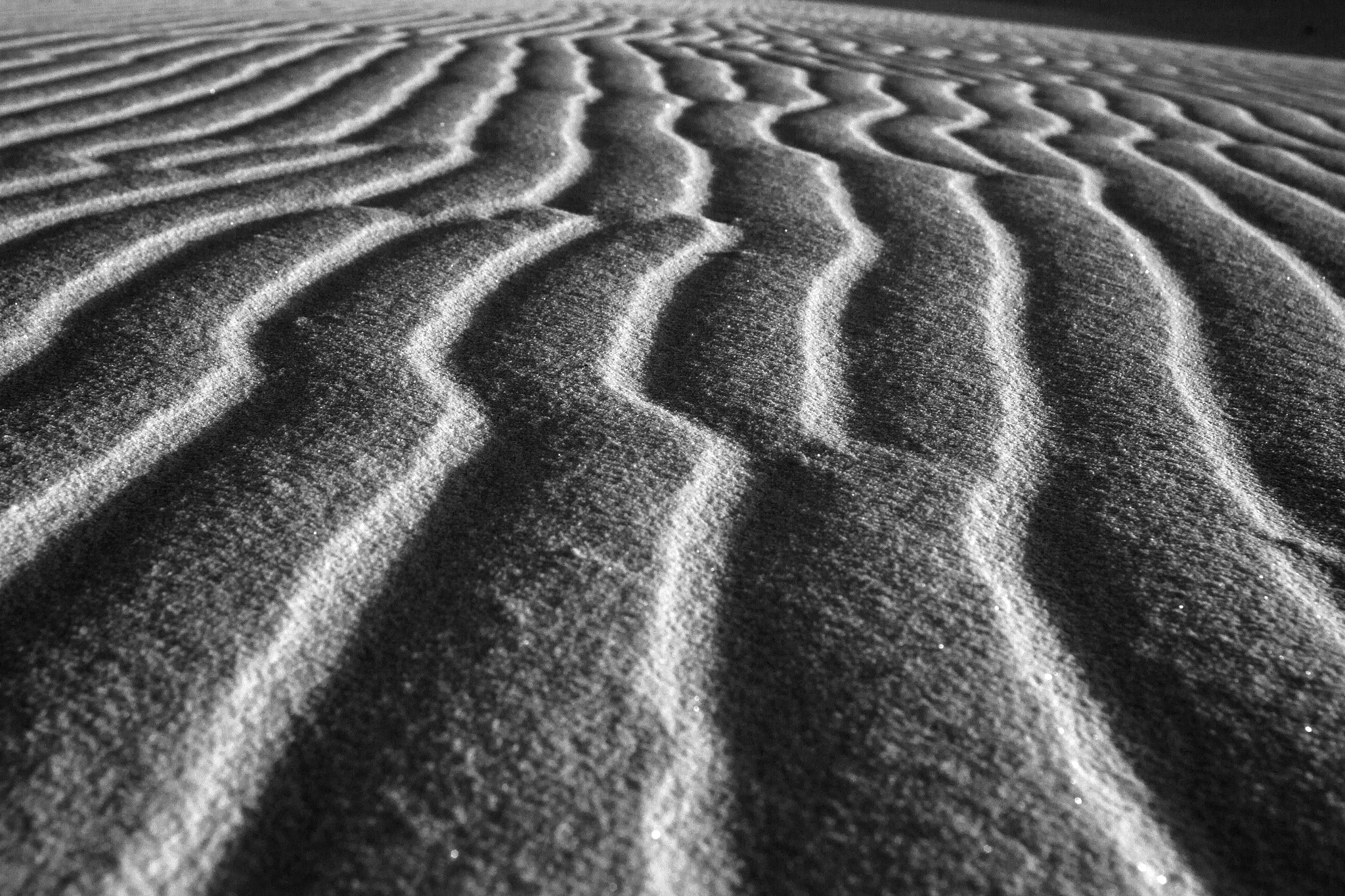 Canon EOS 7D + Canon EF 24mm F2.8 sample photo. Leading lines photography