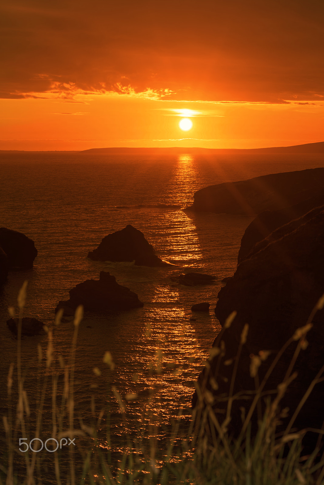Nikon D610 + Sigma 70-300mm F4-5.6 APO DG Macro sample photo. Wild atlantic way rocky sunset photography