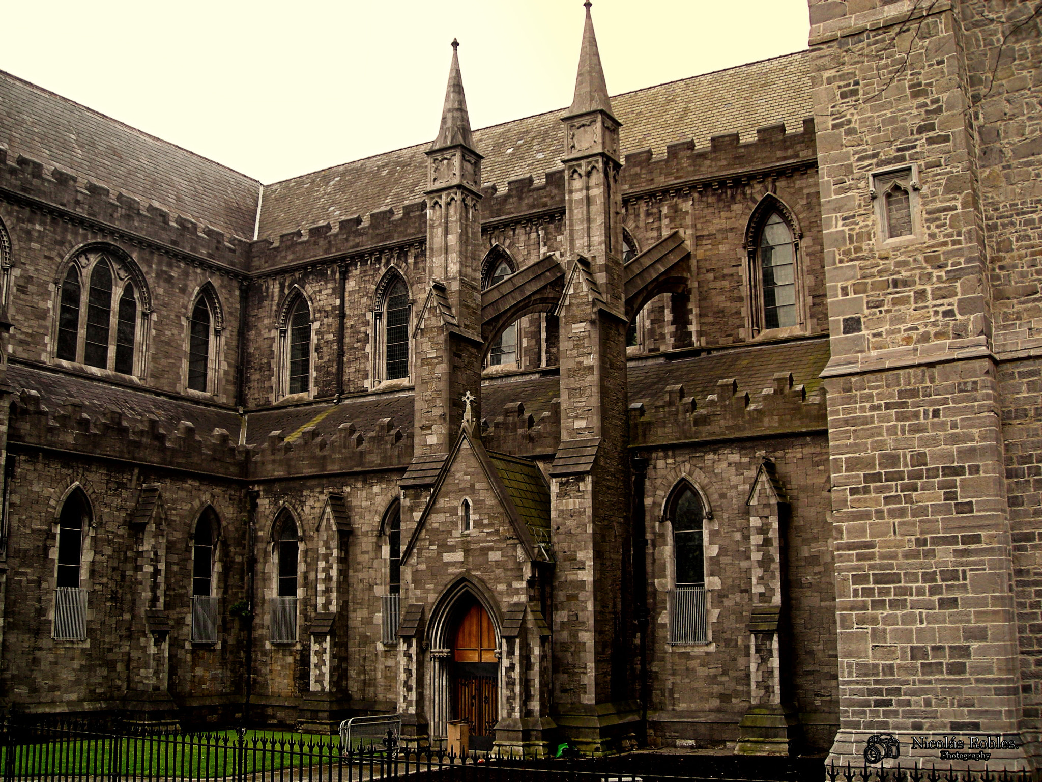Nikon COOLPIX L6 sample photo. Dublin church of christ photography