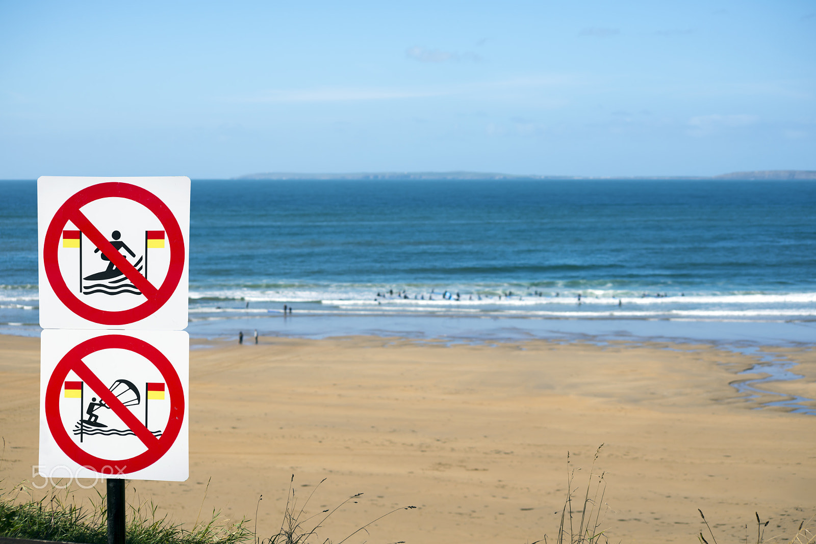 Sigma 70-300mm F4-5.6 APO DG Macro sample photo. Warning signs for surfers in ballybunion photography