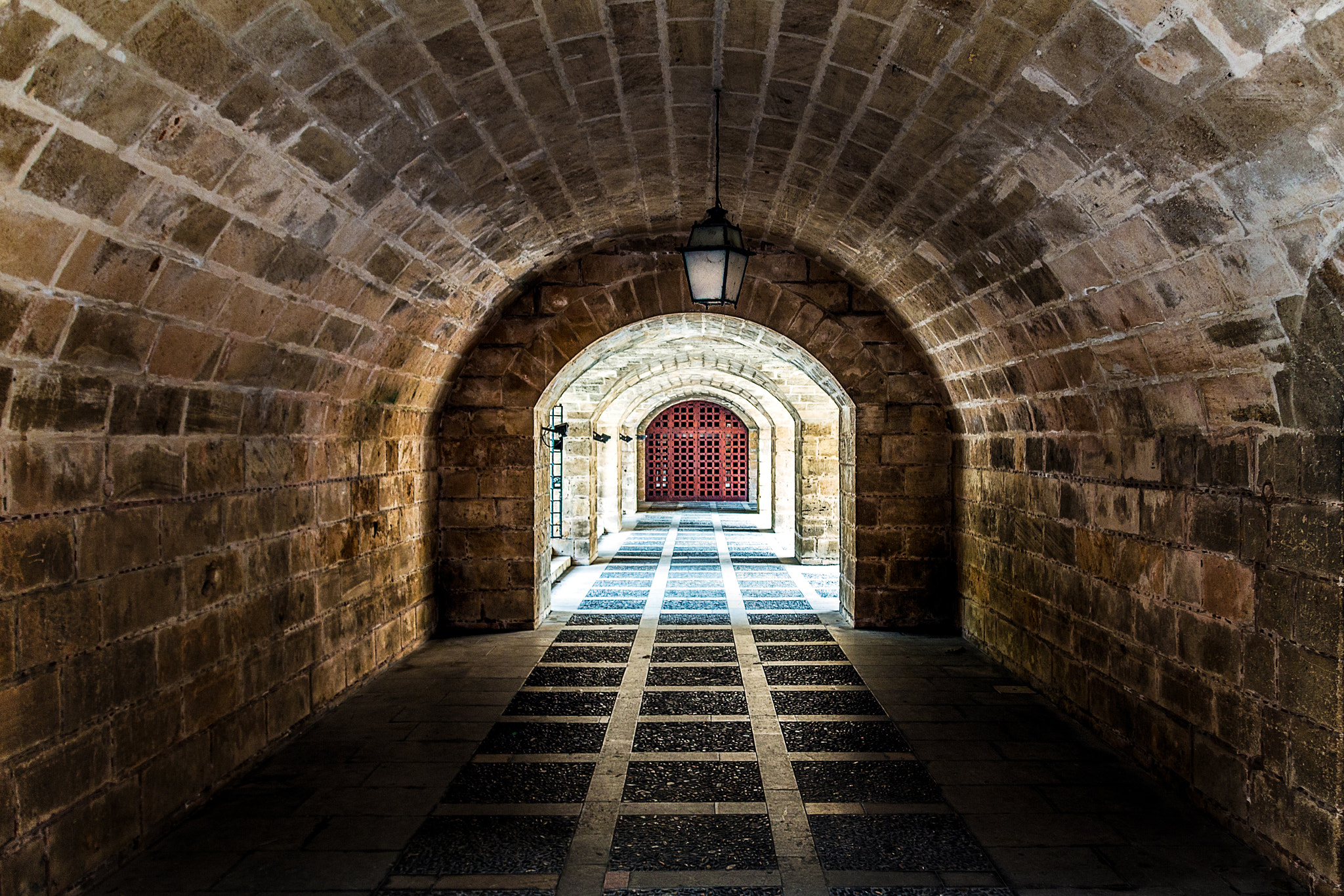 Sigma 18-250mm F3.5-6.3 DC OS HSM sample photo. Palma de mallorca tunnel photography