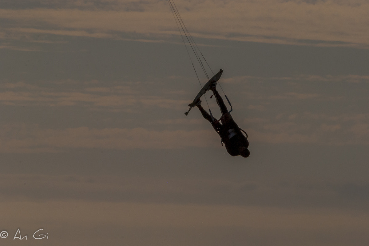 Nikon D60 sample photo. Dans les nuages photography