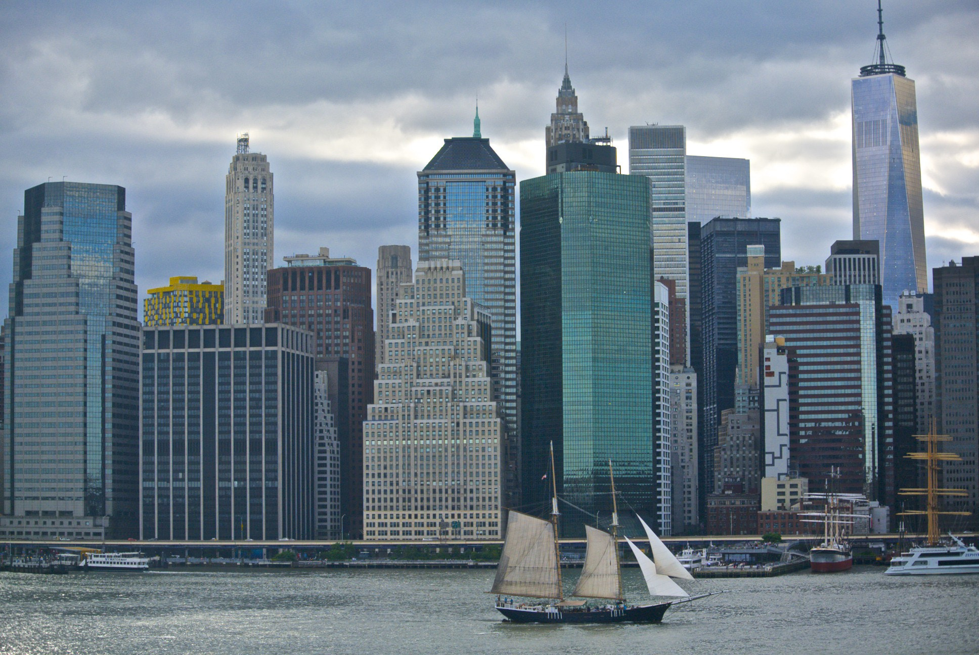 Nikon 1 Nikkor VR 30-110mm F3.8-5.6 sample photo. From brooklyn new york -- financial district photography