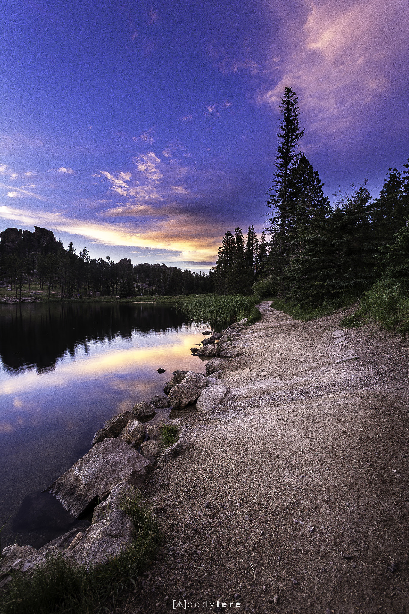 Canon EOS 6D + Canon EF 17-35mm f/2.8L sample photo. Sylvan lake sunset photography
