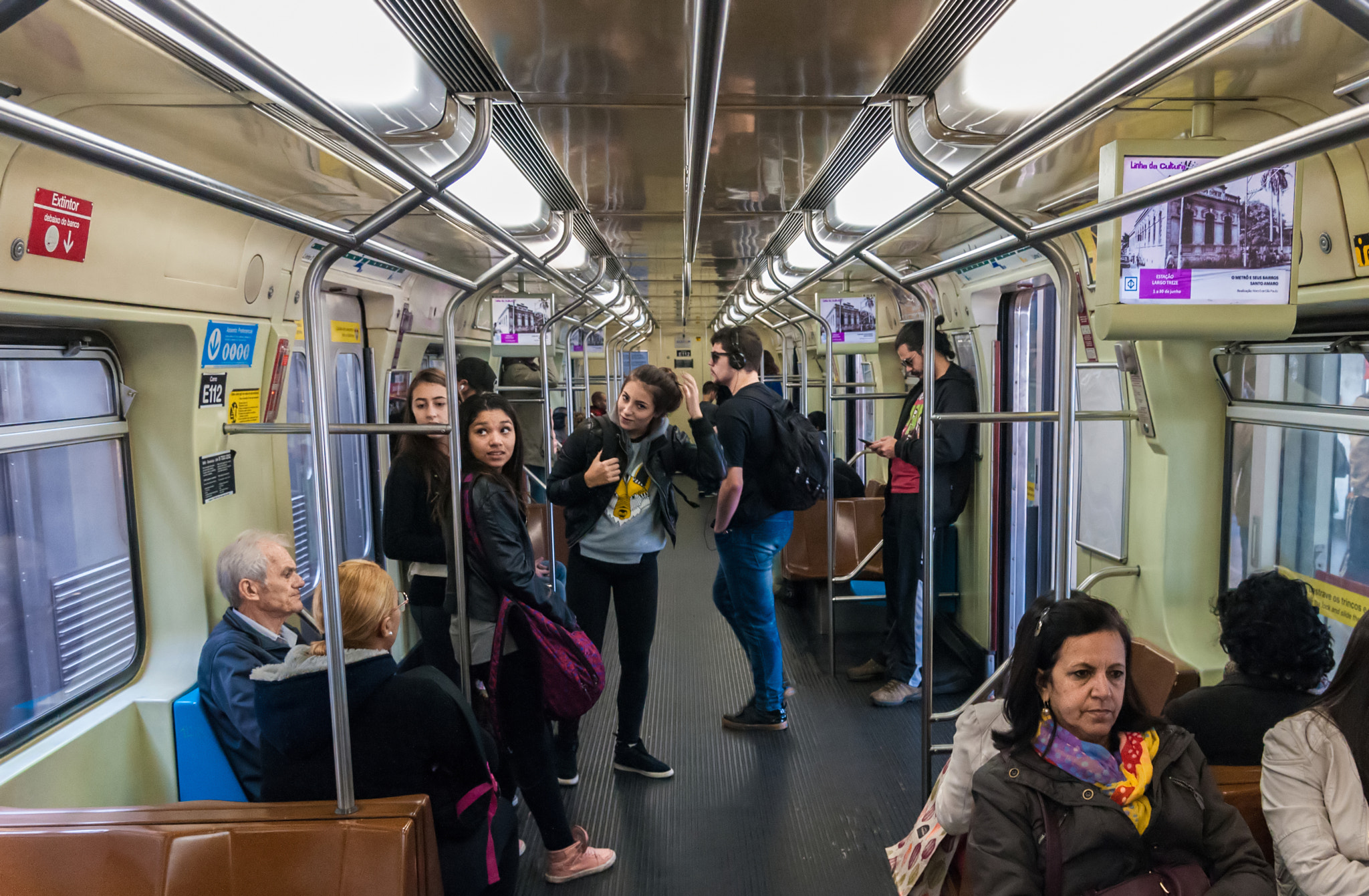 Nikon D300 + Sigma 18-50mm F2.8 EX DC Macro sample photo. São paulo metro photography