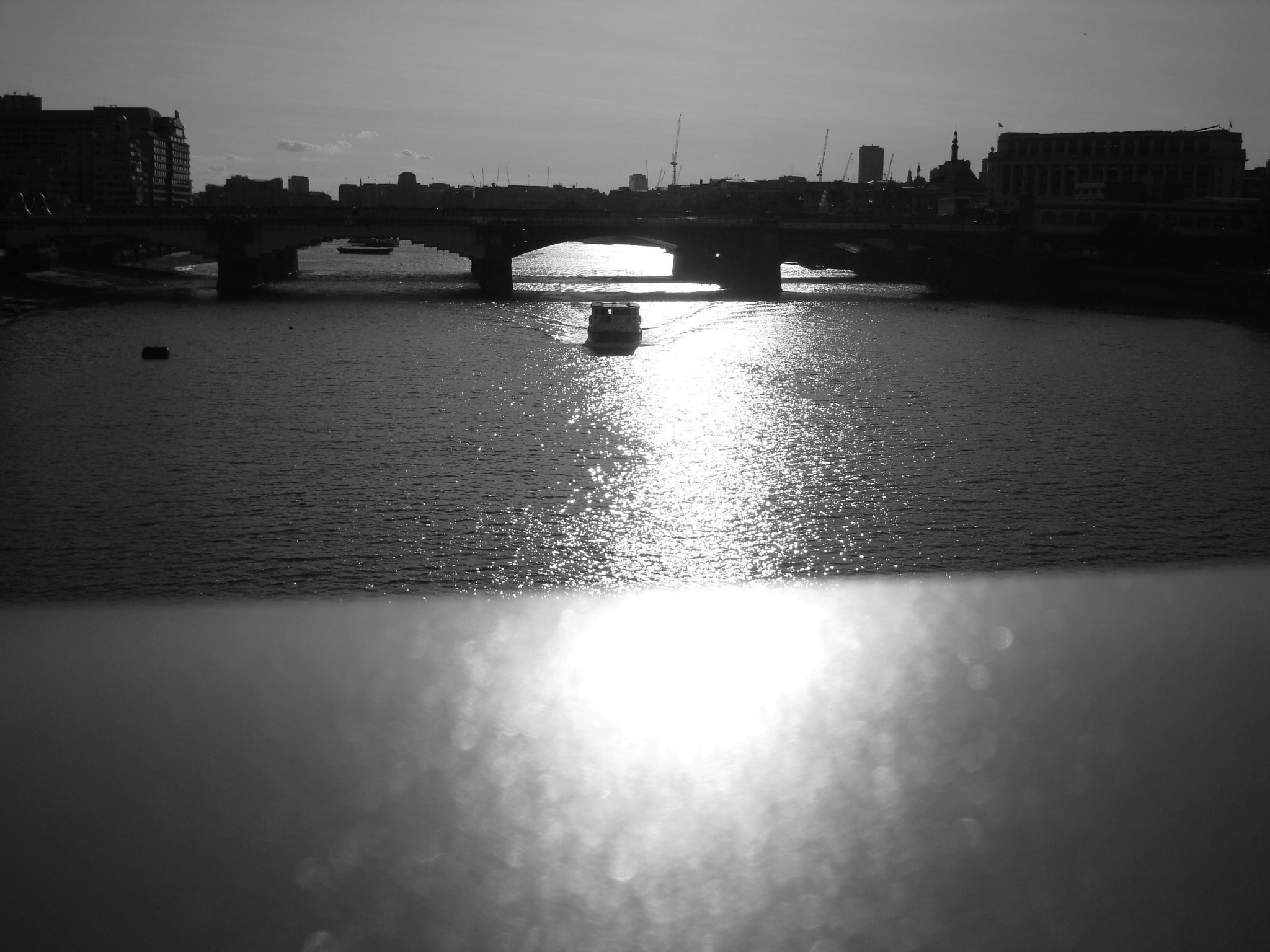 Sony DSC-W200 sample photo. "the london millennium footbridge" photography
