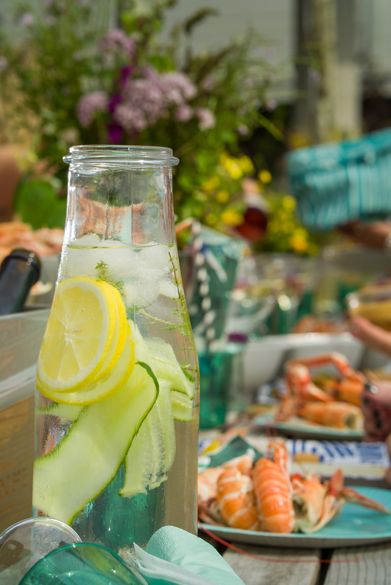 ZEISS Batis 85mm F1.8 sample photo. Summer party photography