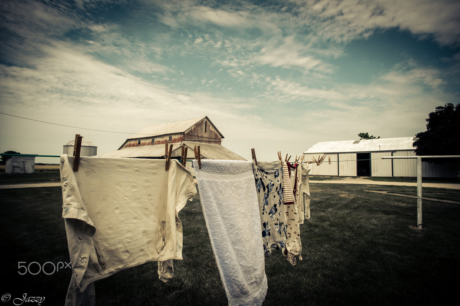 Sony Alpha DSLR-A850 + Soligor 19-35mm F3.5-4.5 sample photo. Country life photography