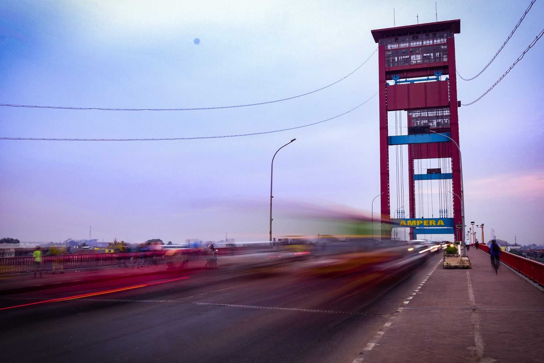 Fujifilm X-E2S + Fujifilm XF 23mm F1.4 R sample photo. Ampera bridge photography