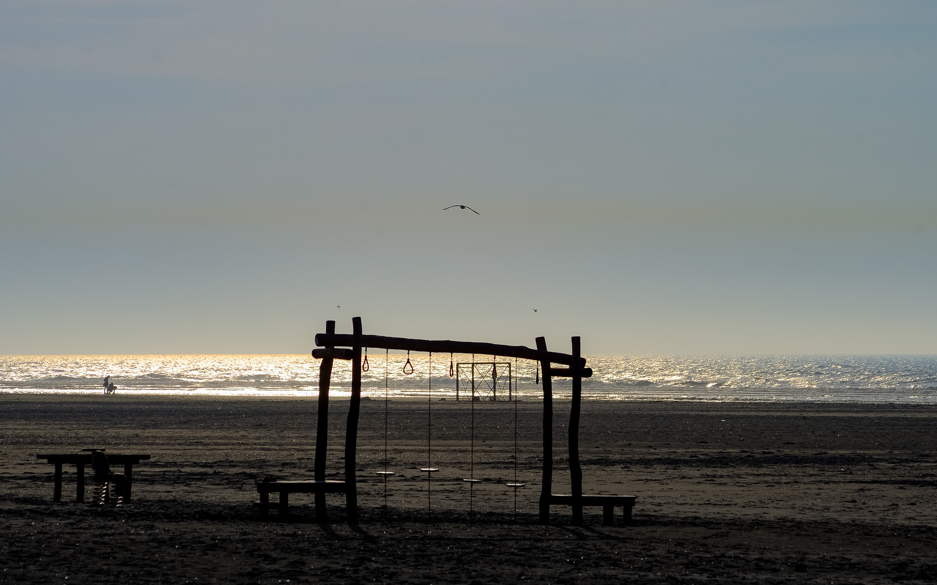 Nikon D800 + AF Nikkor 70-210mm f/4-5.6 sample photo. Playground photography
