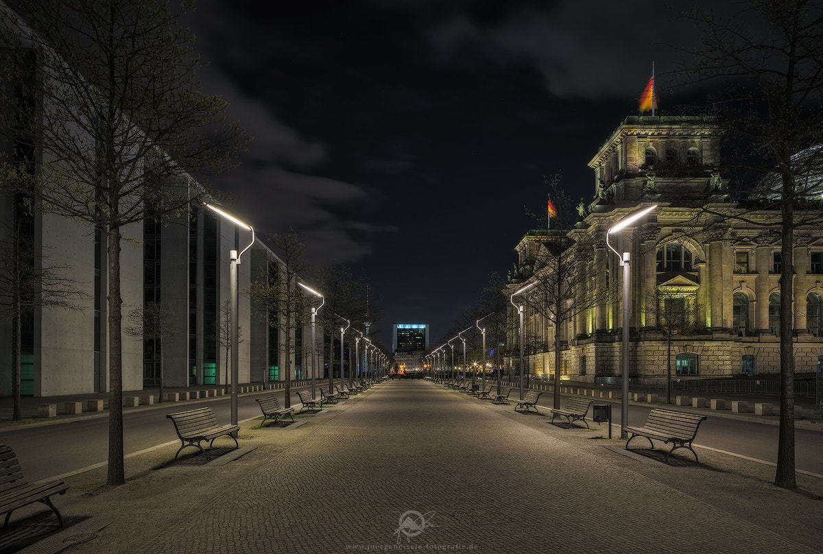 Canon TS-E 24.0mm f/3.5 L II sample photo. Paul-löbe-allee photography
