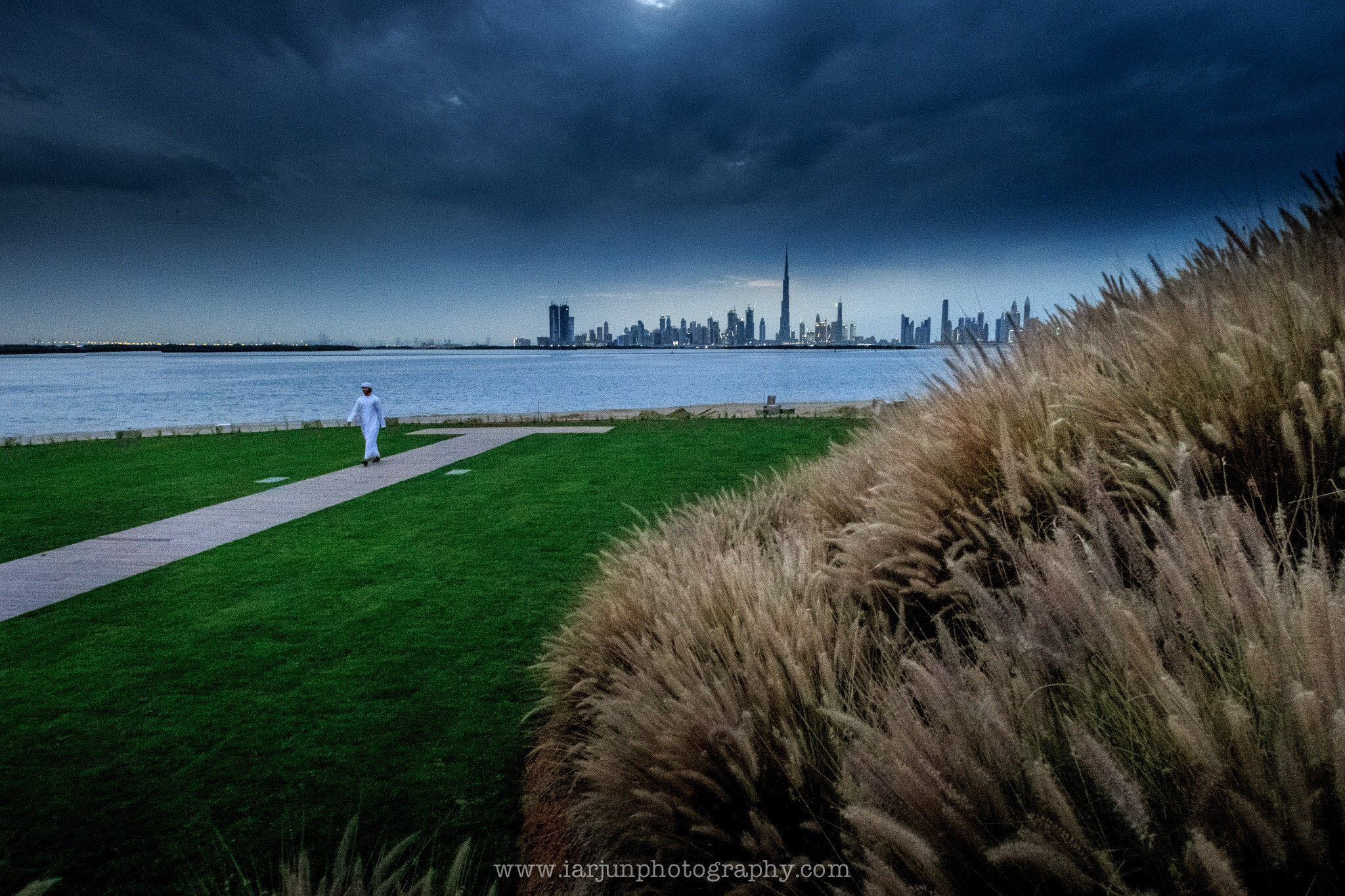 Canon EF 14mm F2.8L USM sample photo. Overlooking dubai photography
