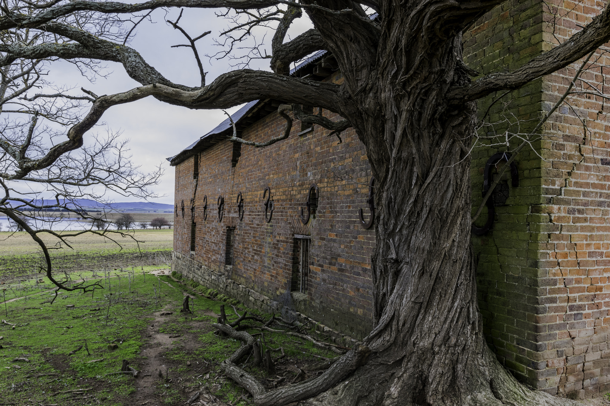 Pentax K-3 II sample photo. The old inn photography