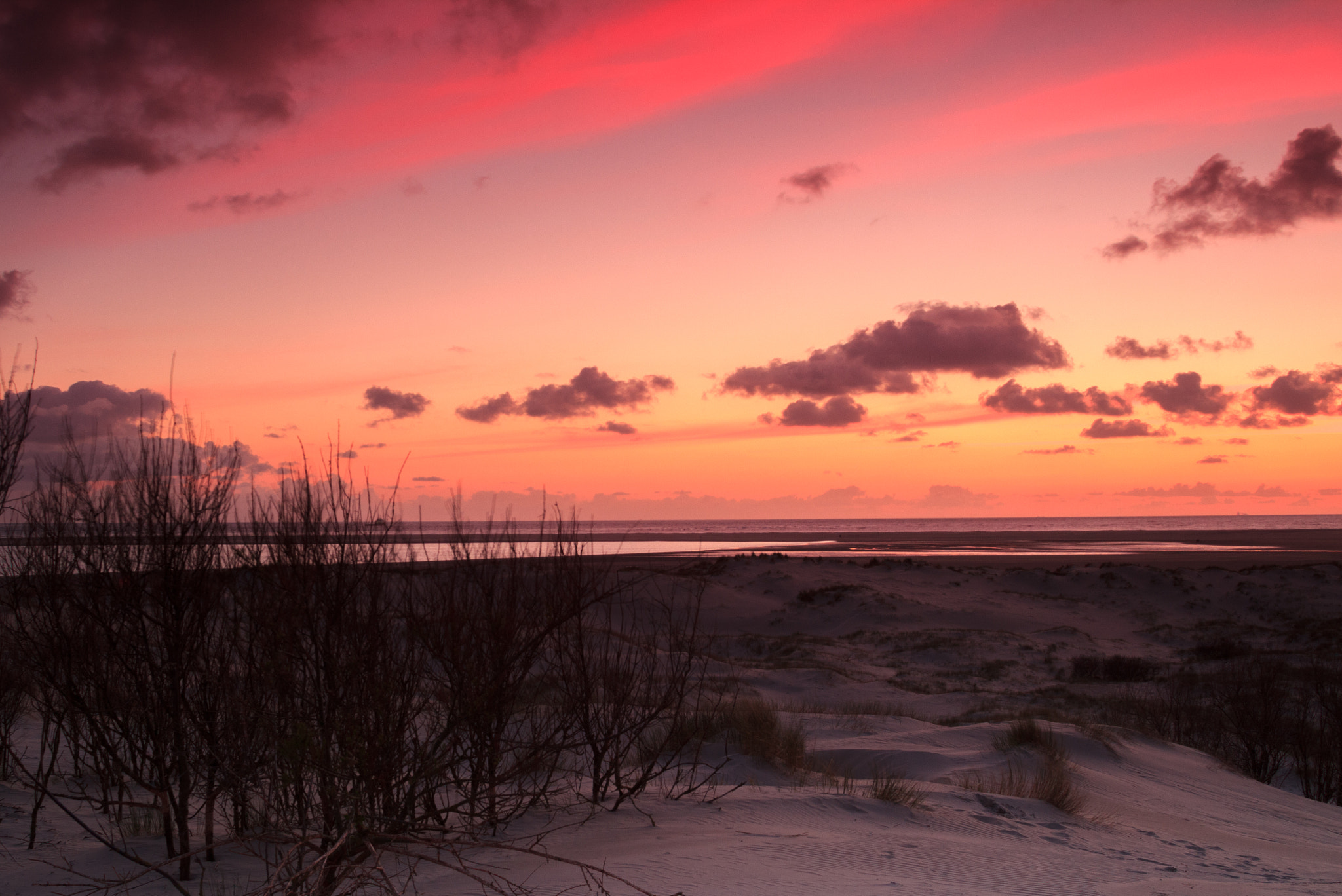 Canon EF 24-85mm F3.5-4.5 USM sample photo. Sunset photography