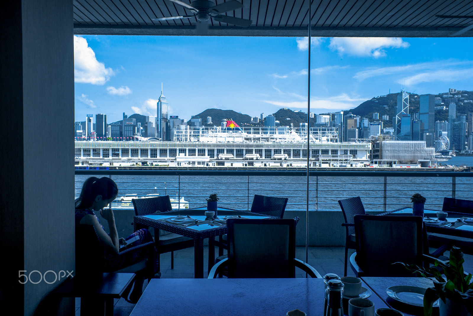 Summicron-M 1:2/90 Leitz sample photo. View of ocean terminal, hong kong photography