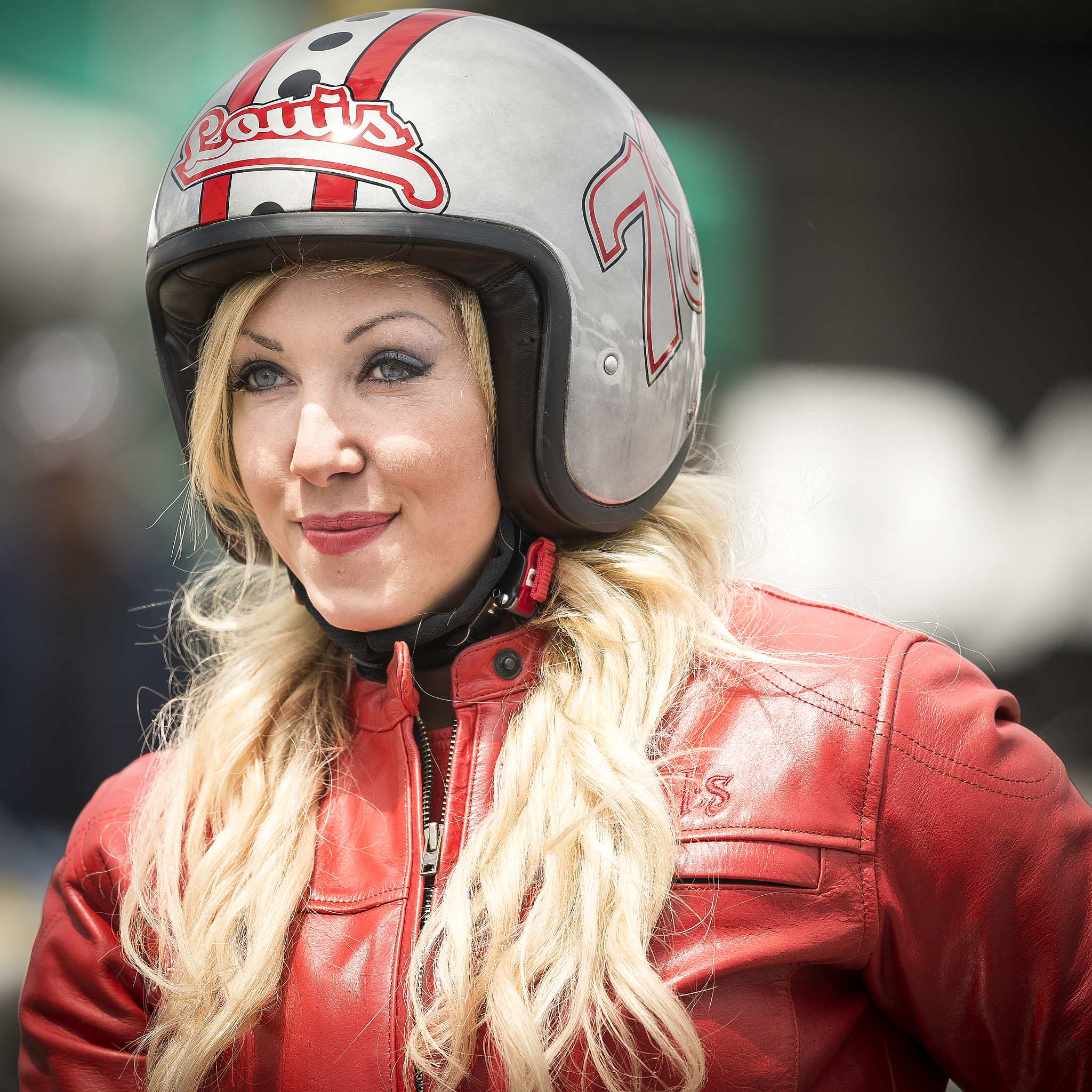 Nikon Nikkor AF-S 300mm F4E PF ED VR sample photo. English women, café racer festival photography