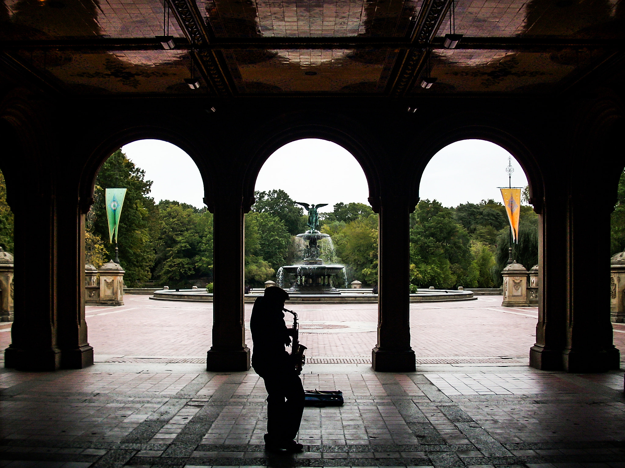 Nikon COOLPIX L10 sample photo. Sax in the park photography