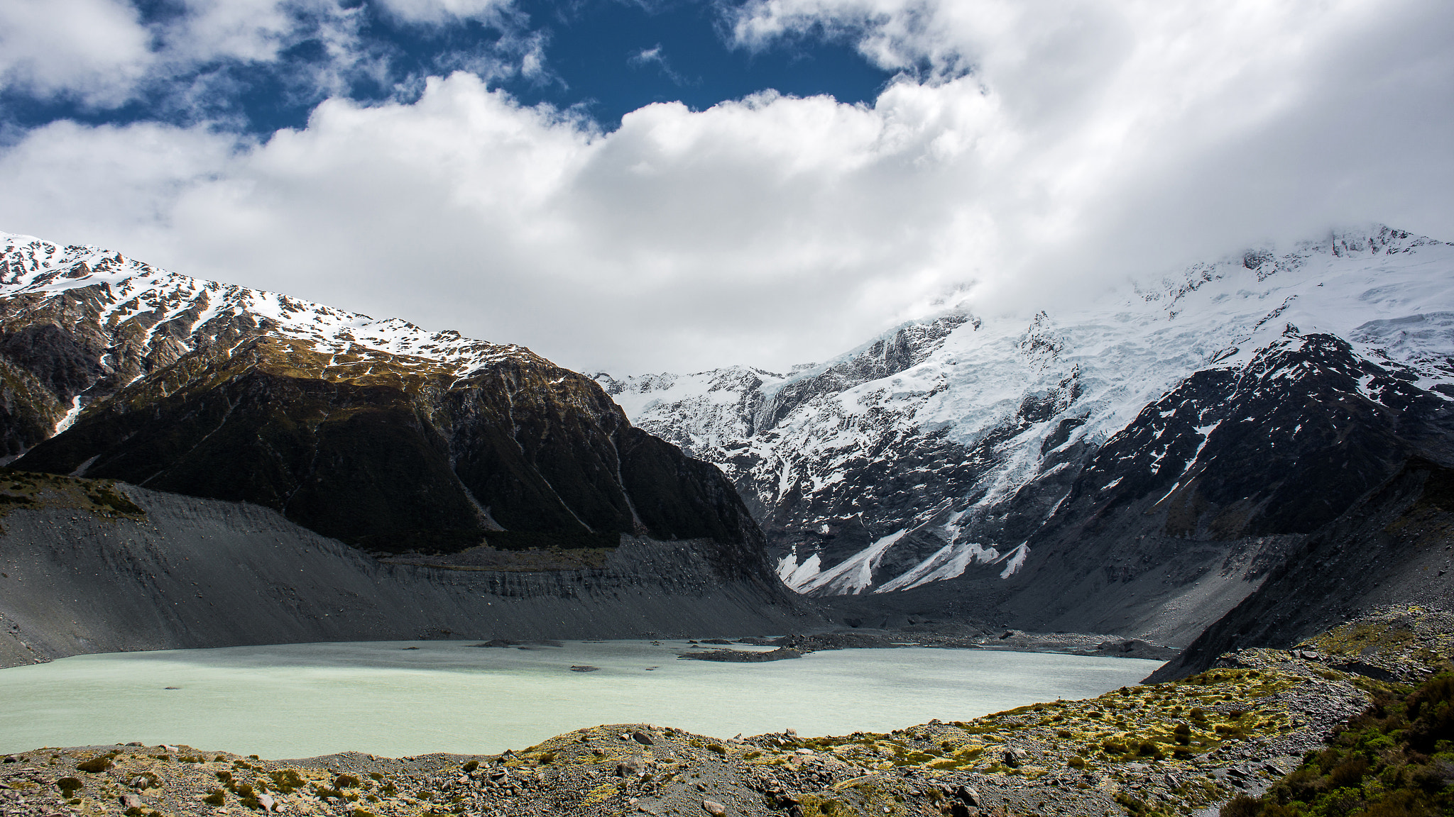 Nikon D600 + Nikon AF Nikkor 20mm F2.8D sample photo. Turquoise lake photography