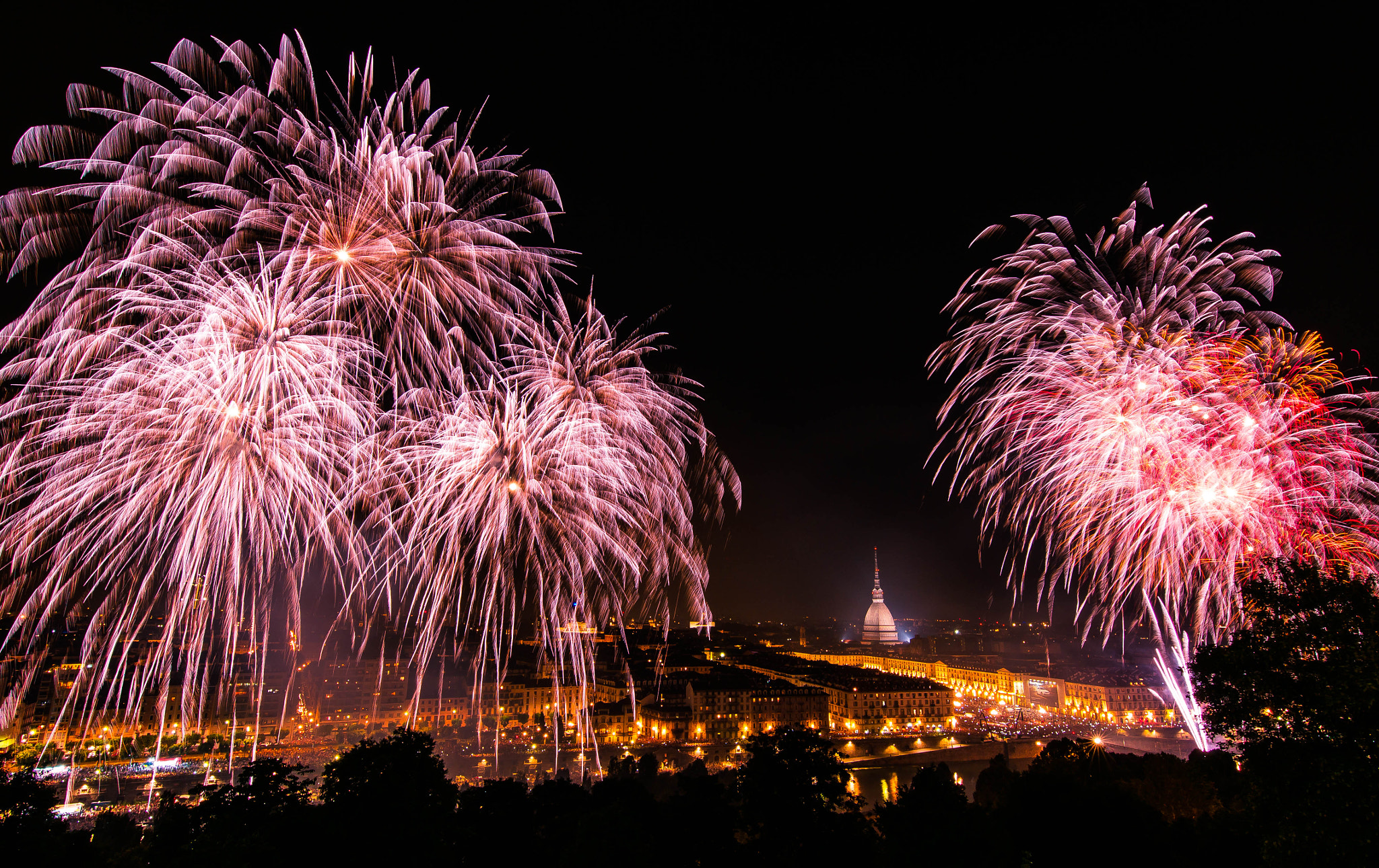 Nikon D3100 sample photo. Fireworks... photography
