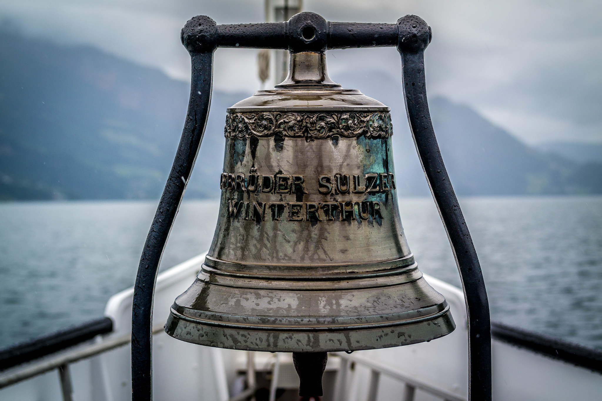 Samsung NX30 + NX 45mm F1.8 [T6] 2D/3D sample photo. 100 year old ships ferrying tourists between lucerne and vitznau, enroute to mount rigi photography