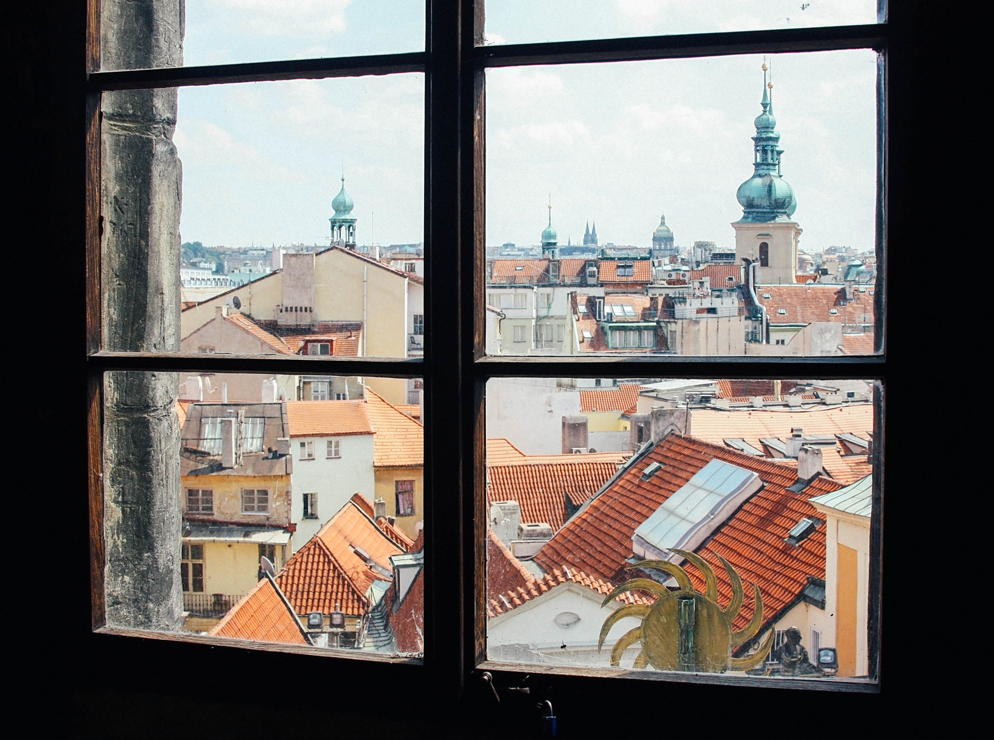 Canon EF 28-105mm f/3.5-4.5 USM sample photo. Prague photography