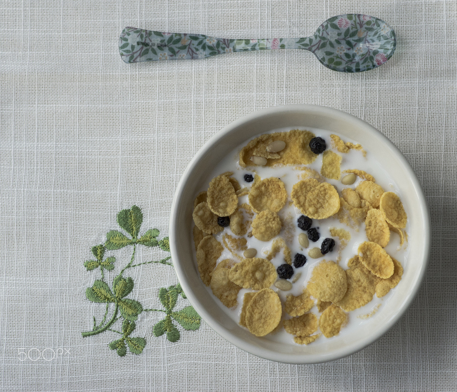 Minolta AF 100mm F2.8 Macro [New] sample photo. Cereal photography