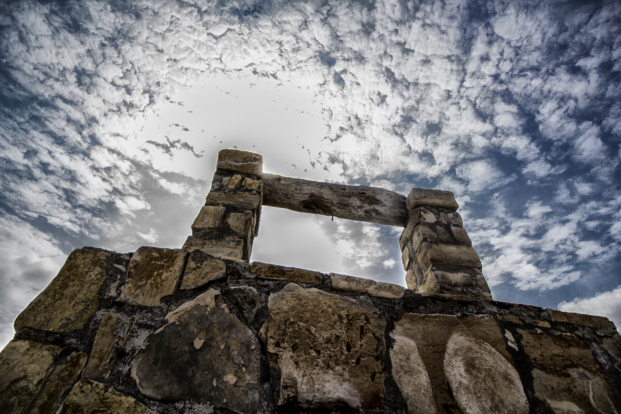Canon EF-S 10-18mm F4.5–5.6 IS STM sample photo. Vista al cielo photography