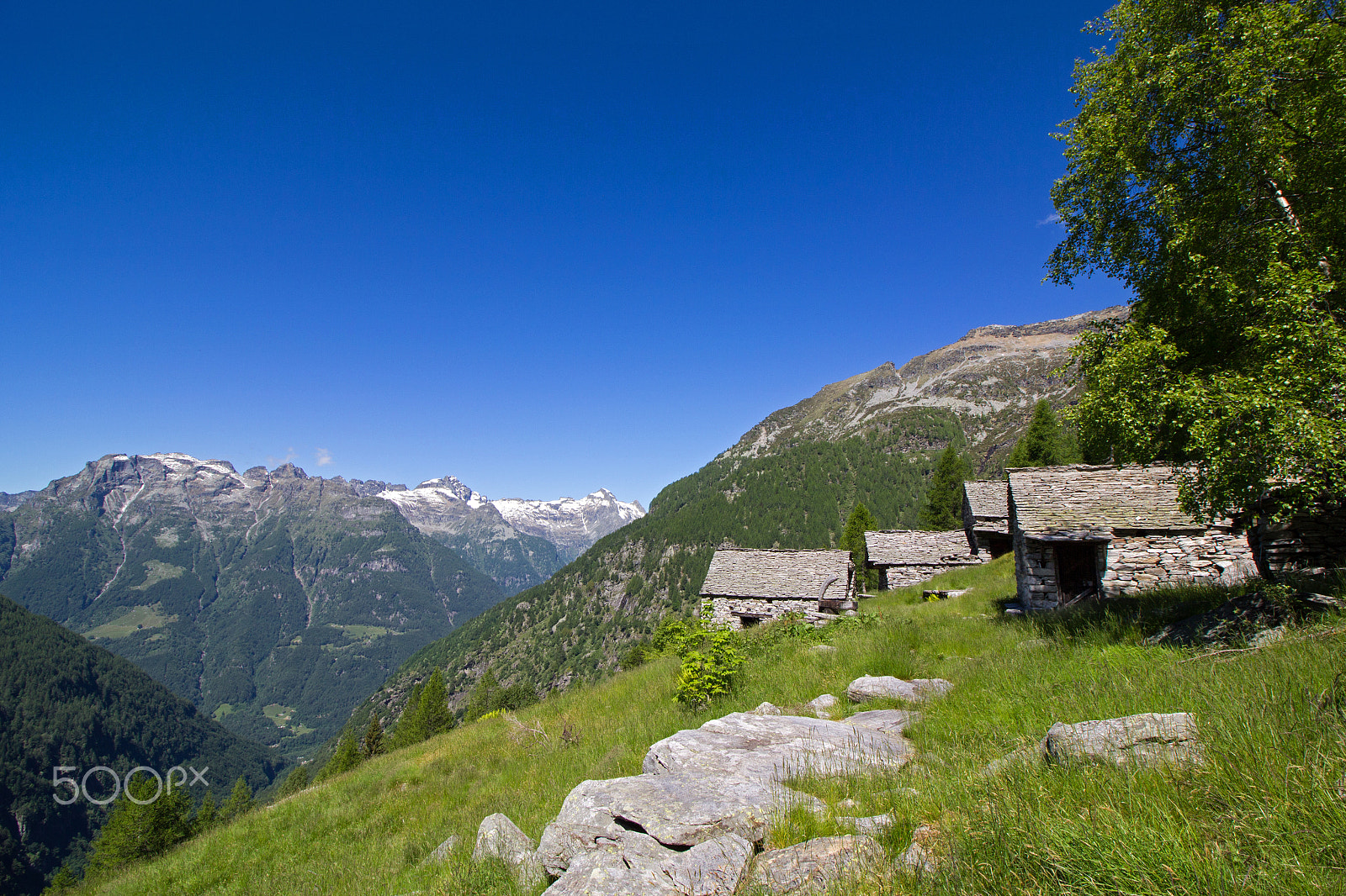 Canon EF-S 10-18mm F4.5–5.6 IS STM sample photo. Alpe efra photography