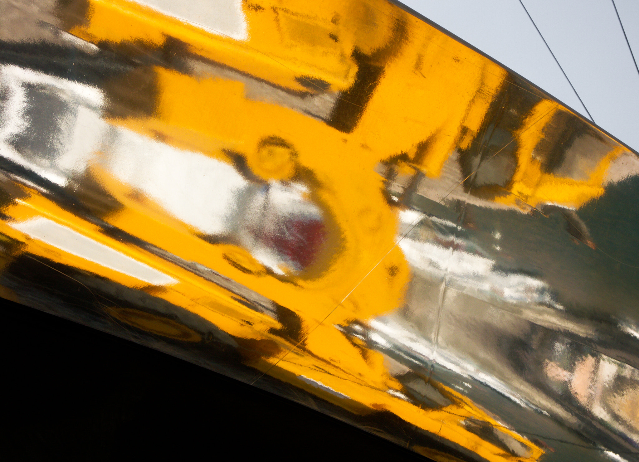 KONICA MINOLTA DiMAGE A2 sample photo. Reflection on a boat photography