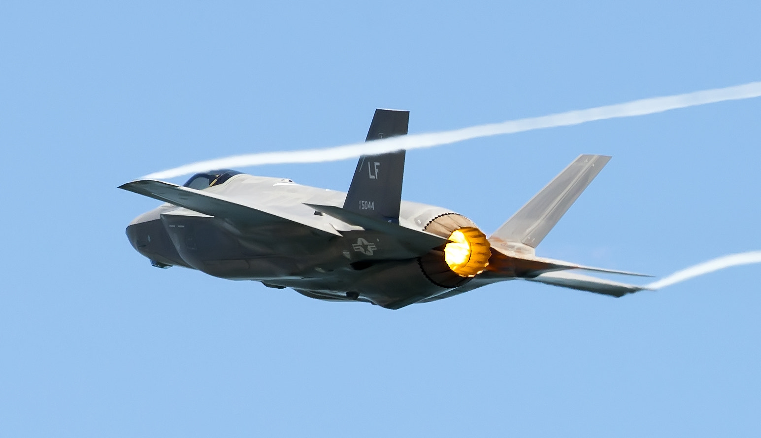 Nikon AF-S Nikkor 200-500mm F5.6E ED VR sample photo. Ocean city air show 2016 photography