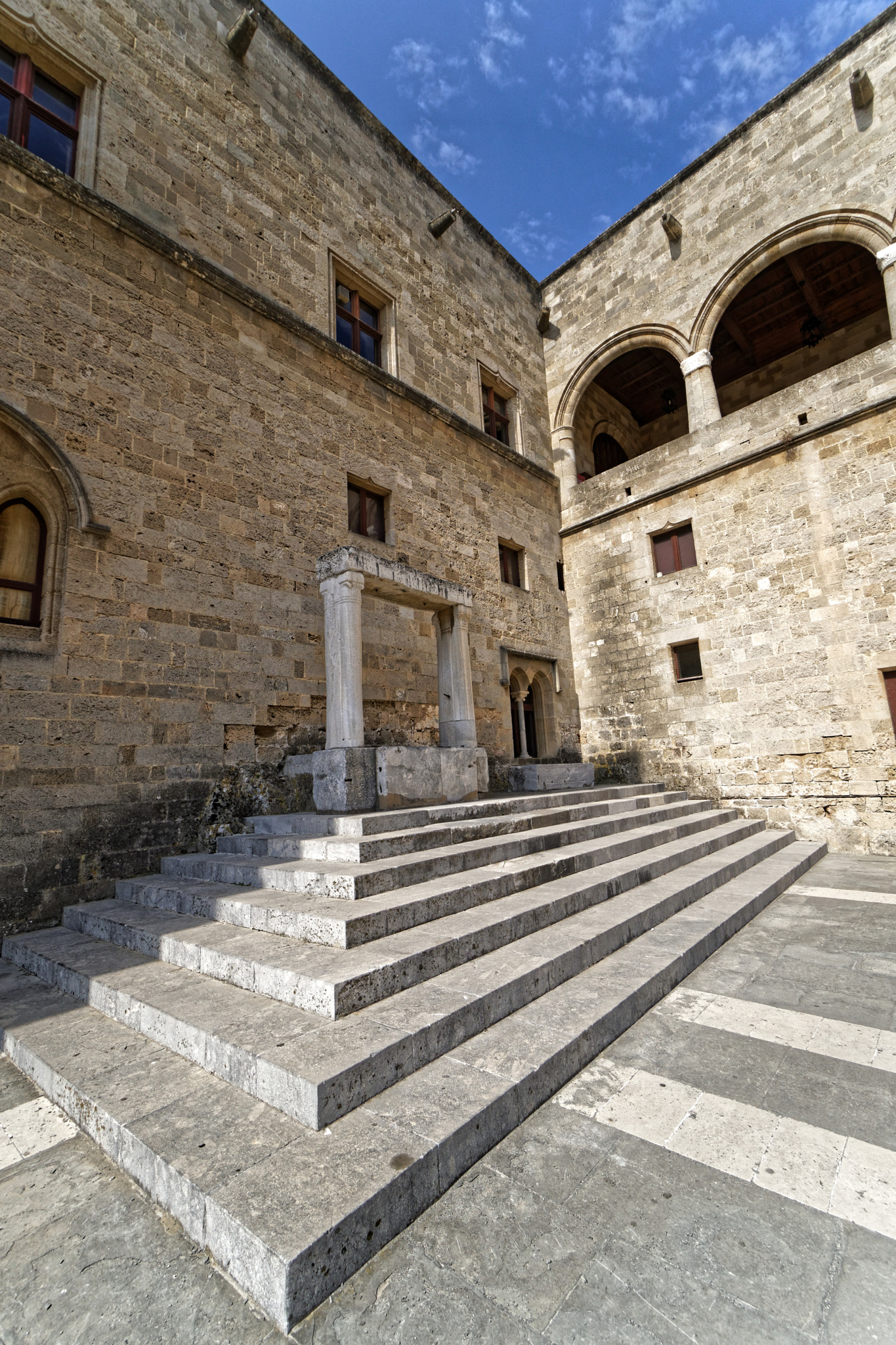 Sony E 10-18mm F4 OSS sample photo. Stairs of theknights photography
